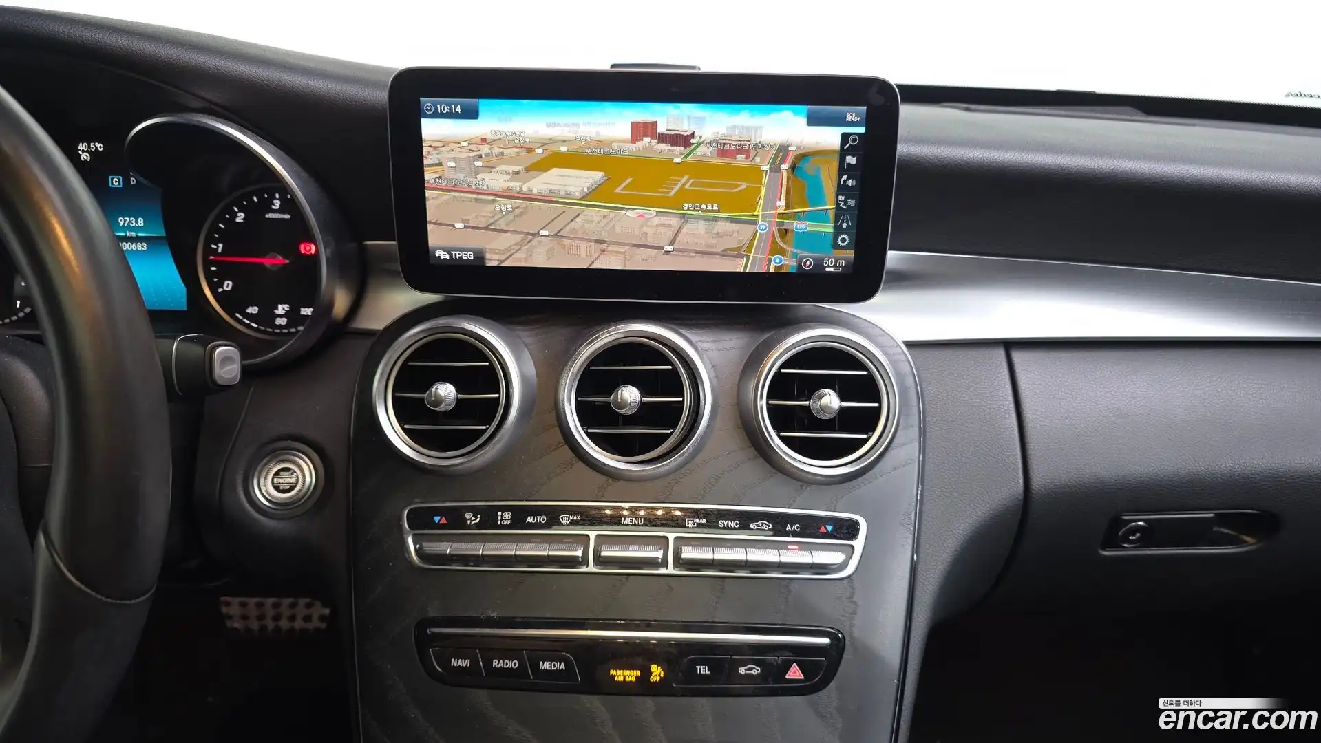 C-Class Mercedes-Benz 2019.3-OPTION-017