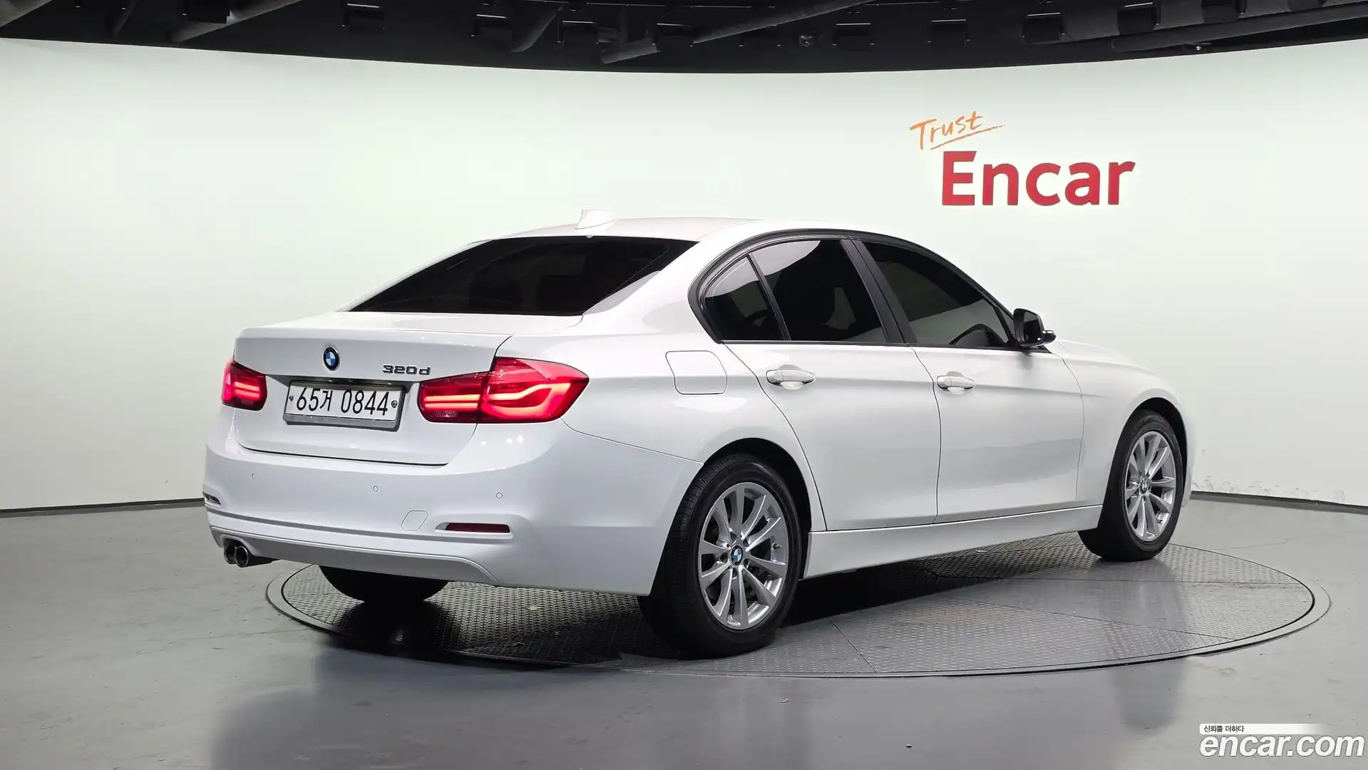 3-Series BMW 2016.8-OUTER-002