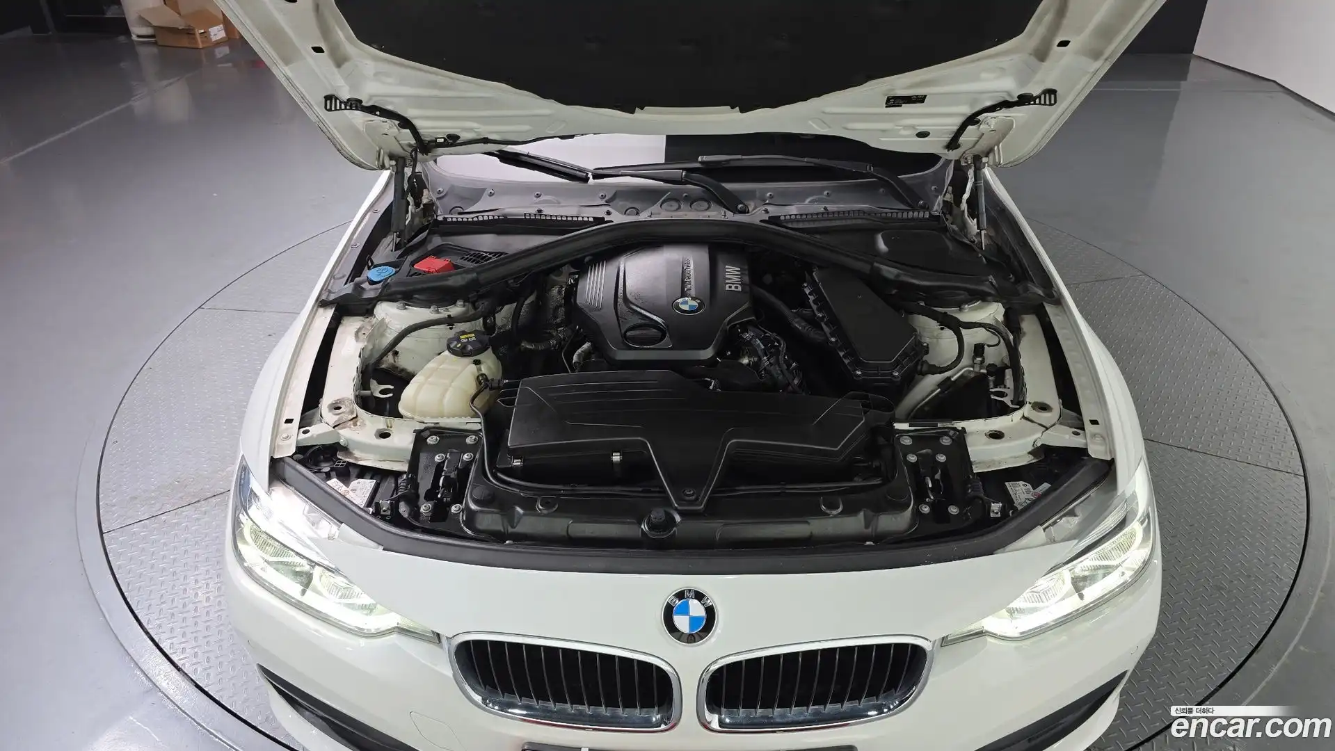 3-Series BMW 2016.8-OUTER-006