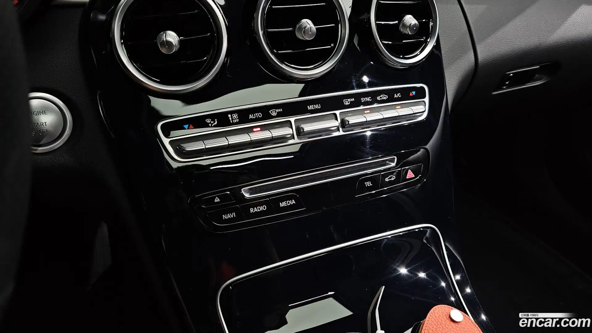 C-Class Mercedes-Benz 2017.8-OPTION-041
