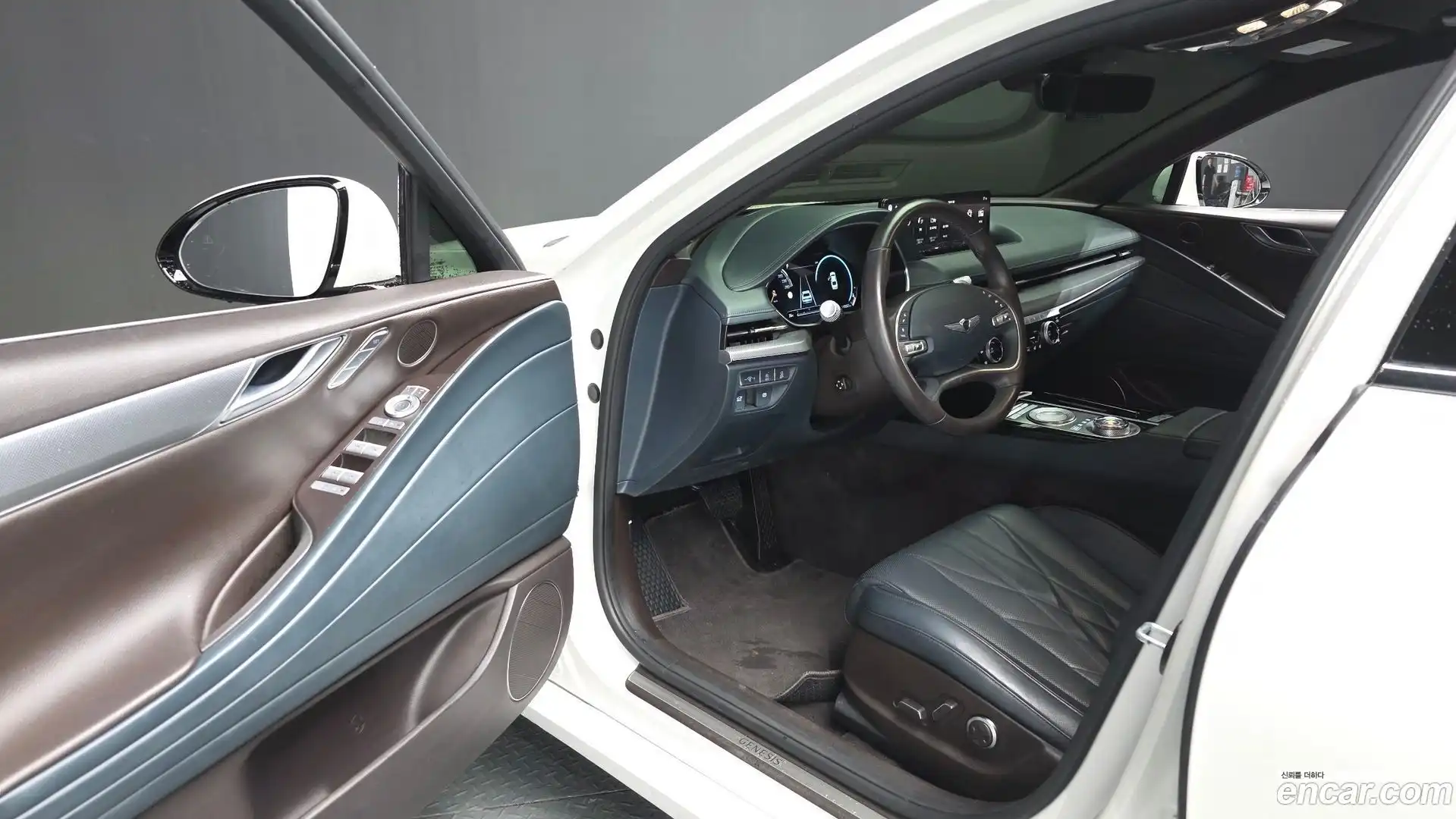 G80 Genesis 2022.4-INNER-010