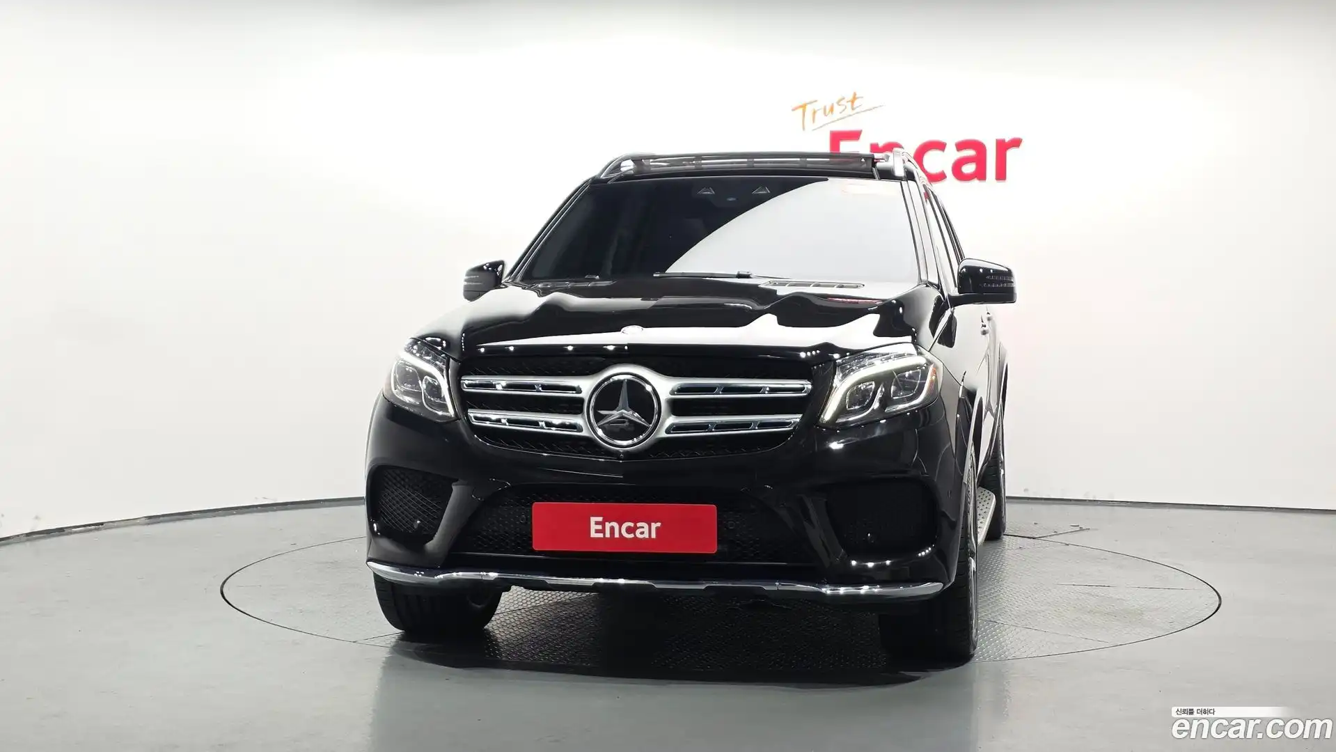GLS-Class Mercedes-Benz 2017.0-OUTER-003