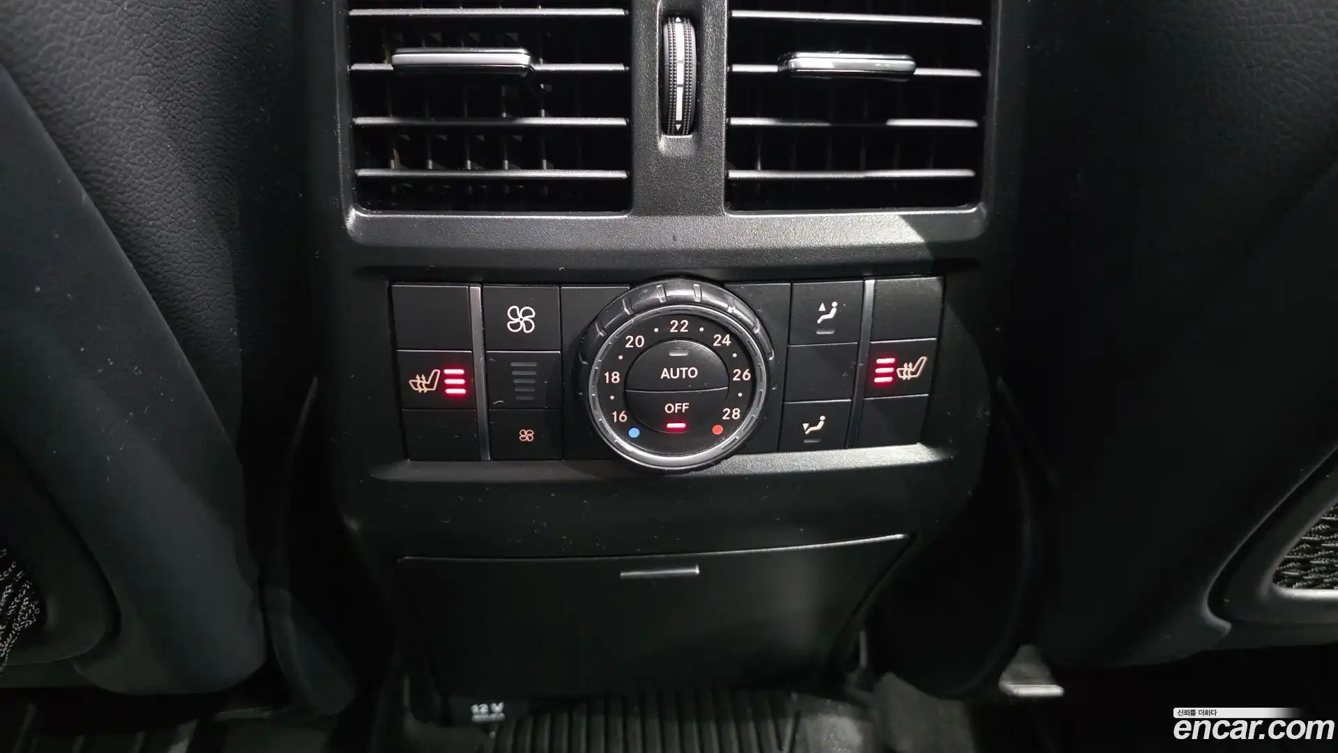 GLS-Class Mercedes-Benz 2017.0-OPTION-023