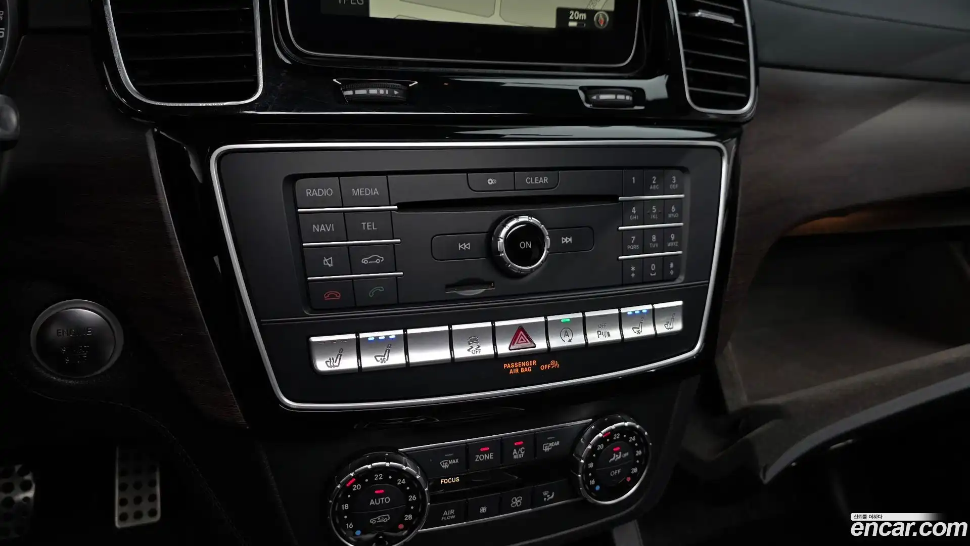 GLS-Class Mercedes-Benz 2017.0-OPTION-043