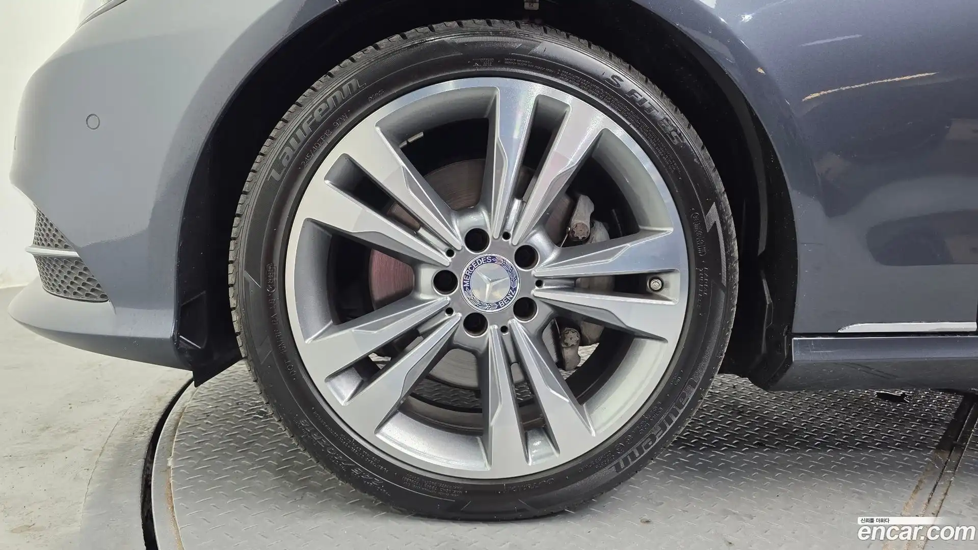 E-Class Mercedes-Benz 2015.4-OUTER-005