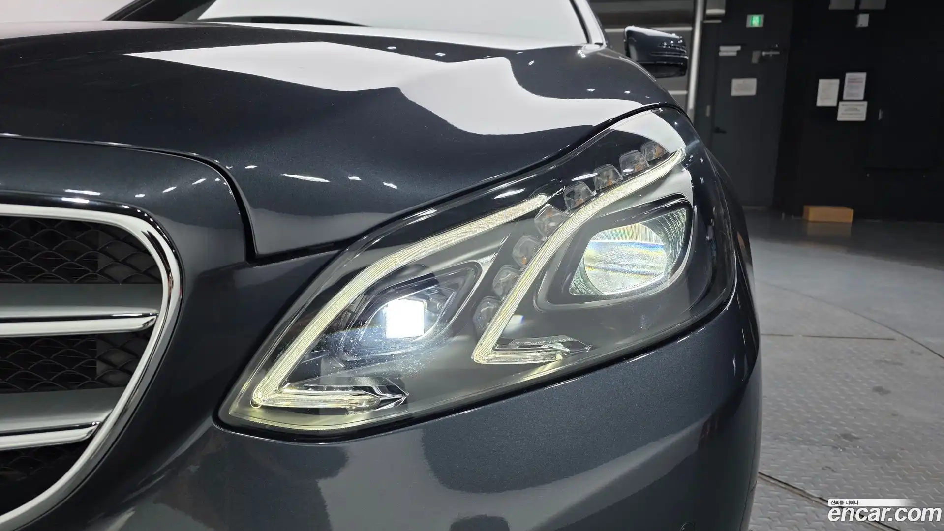 E-Class Mercedes-Benz 2015.4-OUTER-032