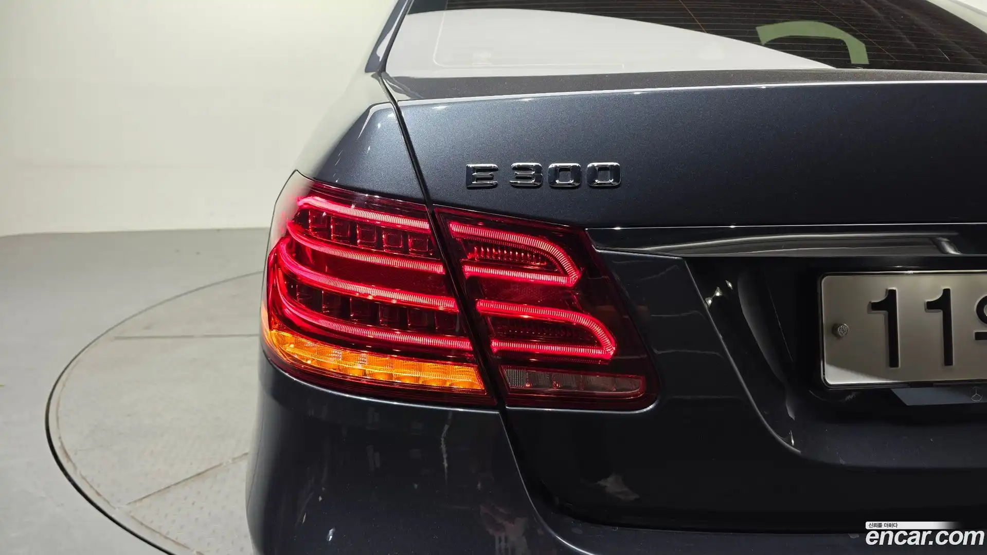E-Class Mercedes-Benz 2015.4-OUTER-033