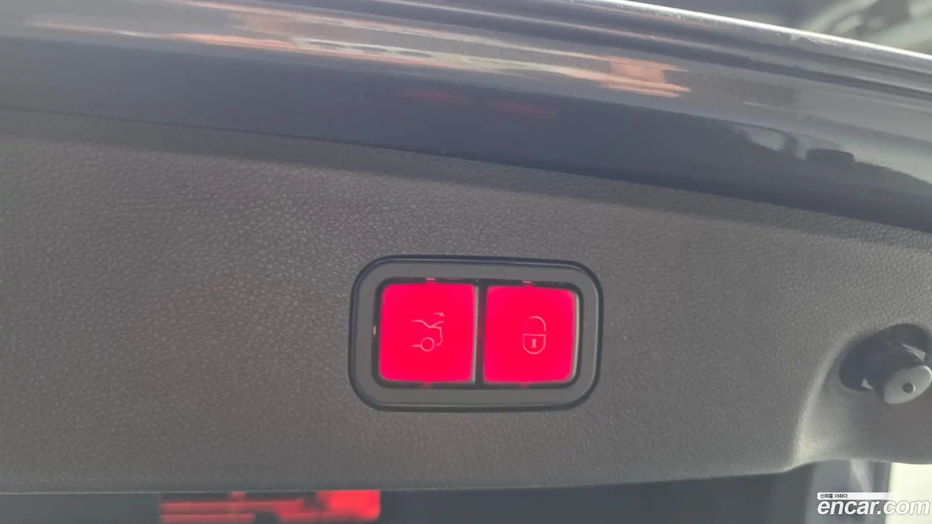 E-Class Mercedes-Benz 2015.4-OPTION-040