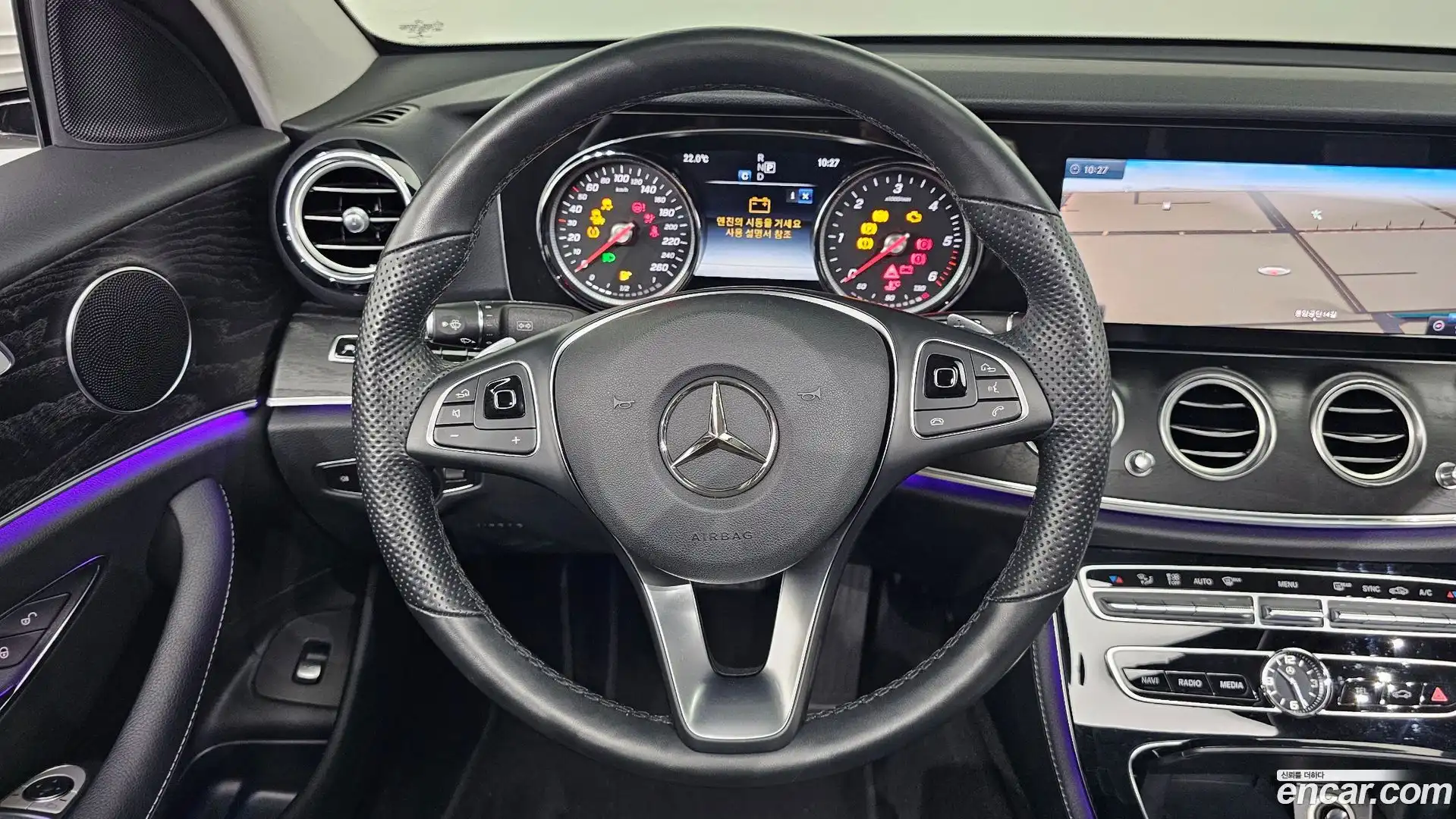 E-Class Mercedes-Benz 2018.1-OPTION-017