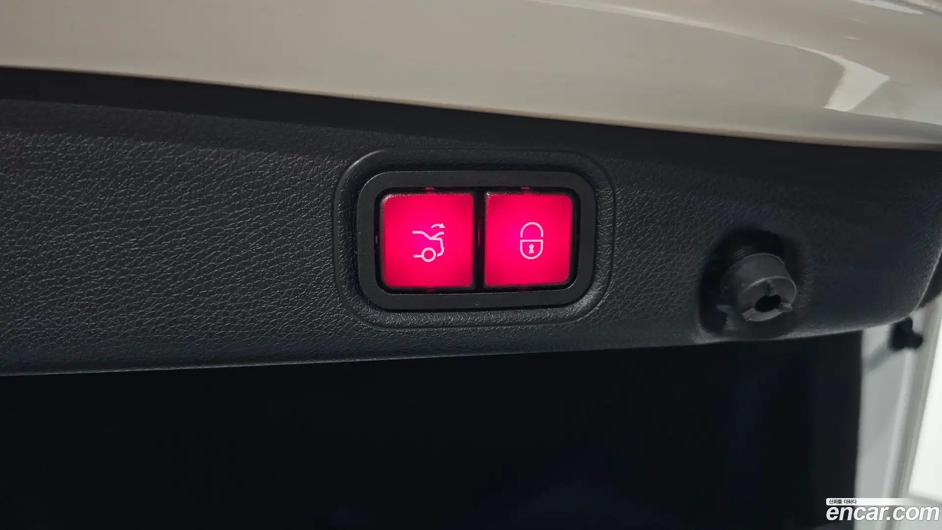 E-Class Mercedes-Benz 2018.1-OPTION-024