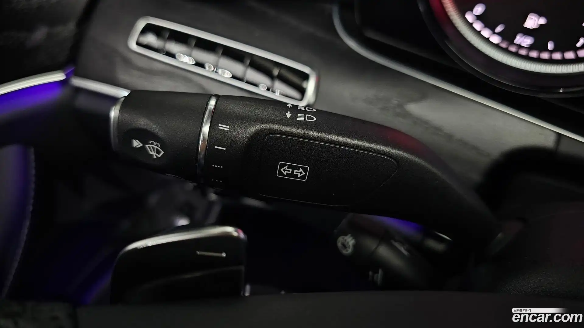 E-Class Mercedes-Benz 2018.1-OPTION-047