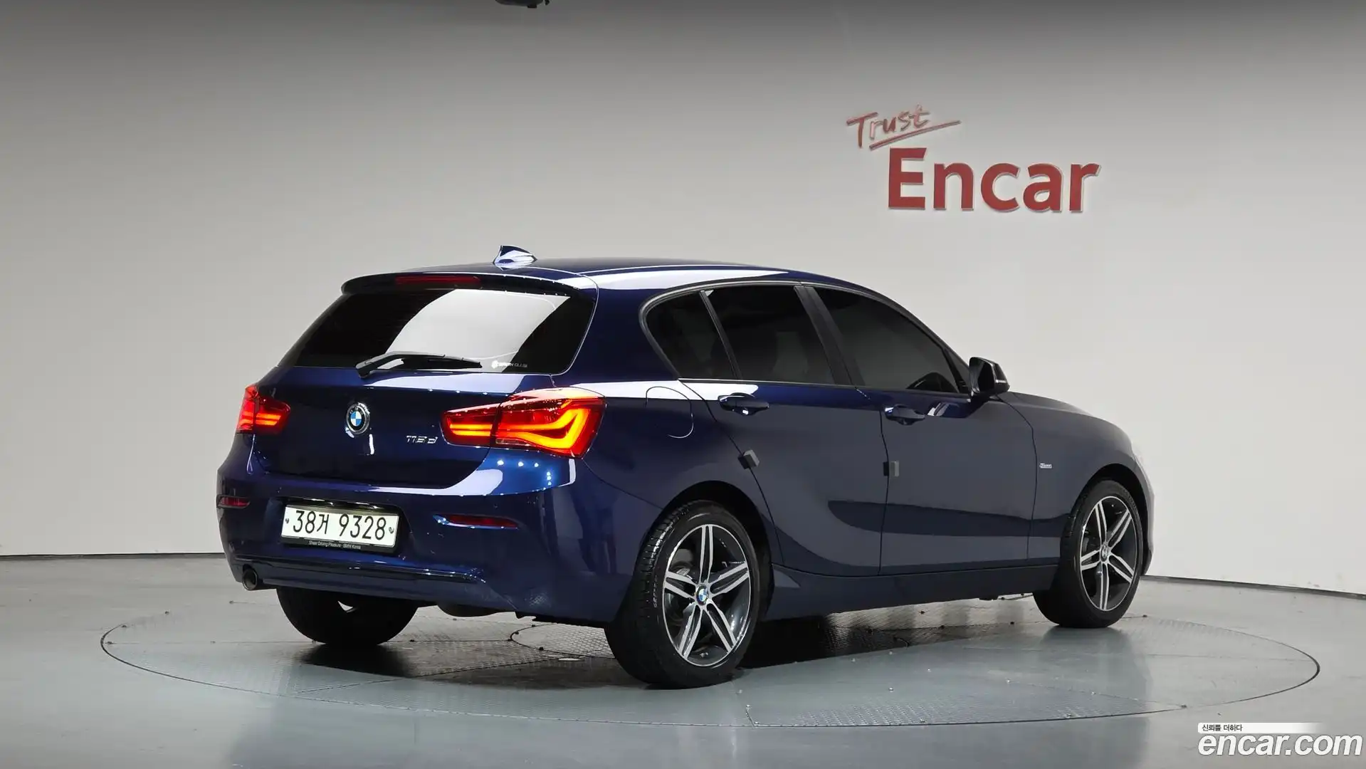 1-Series BMW 2017.5-OUTER-002