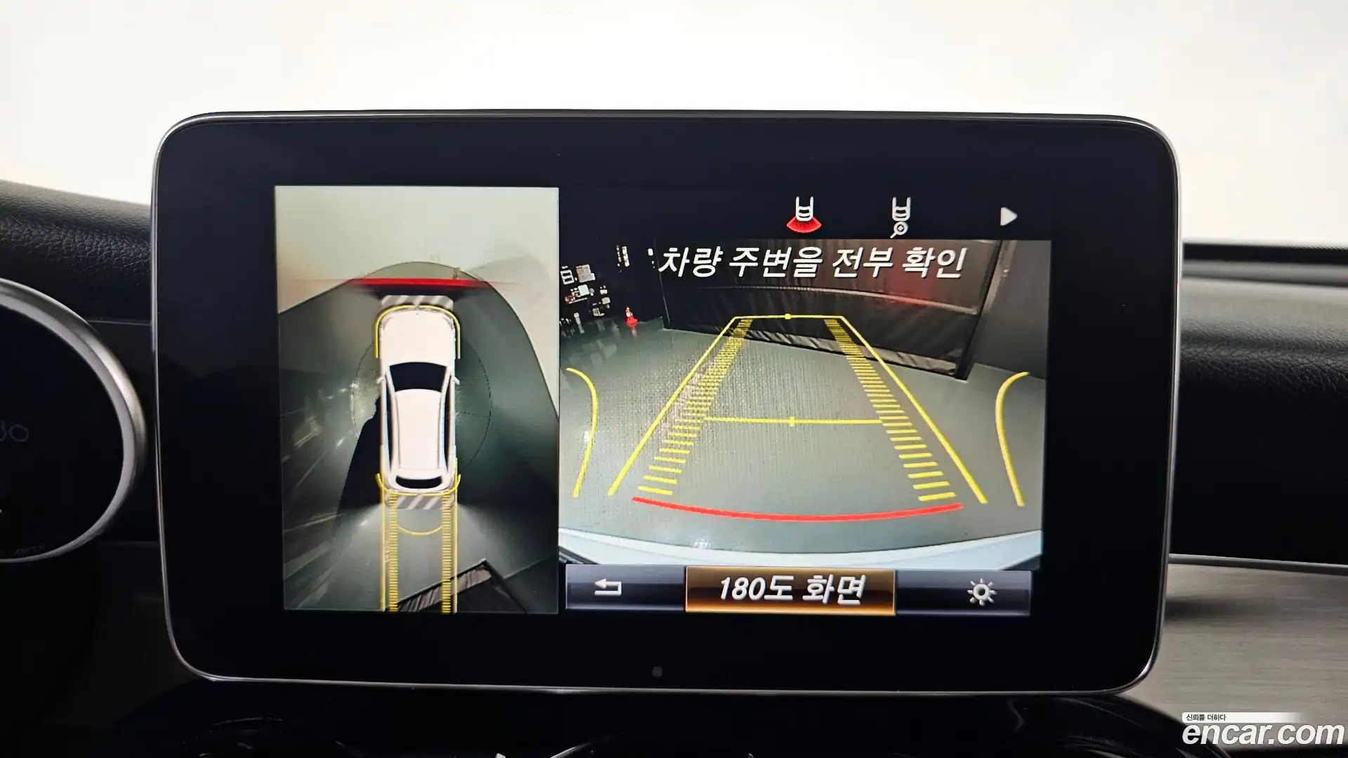GLC-Class Mercedes-Benz 2018.4-OPTION-018