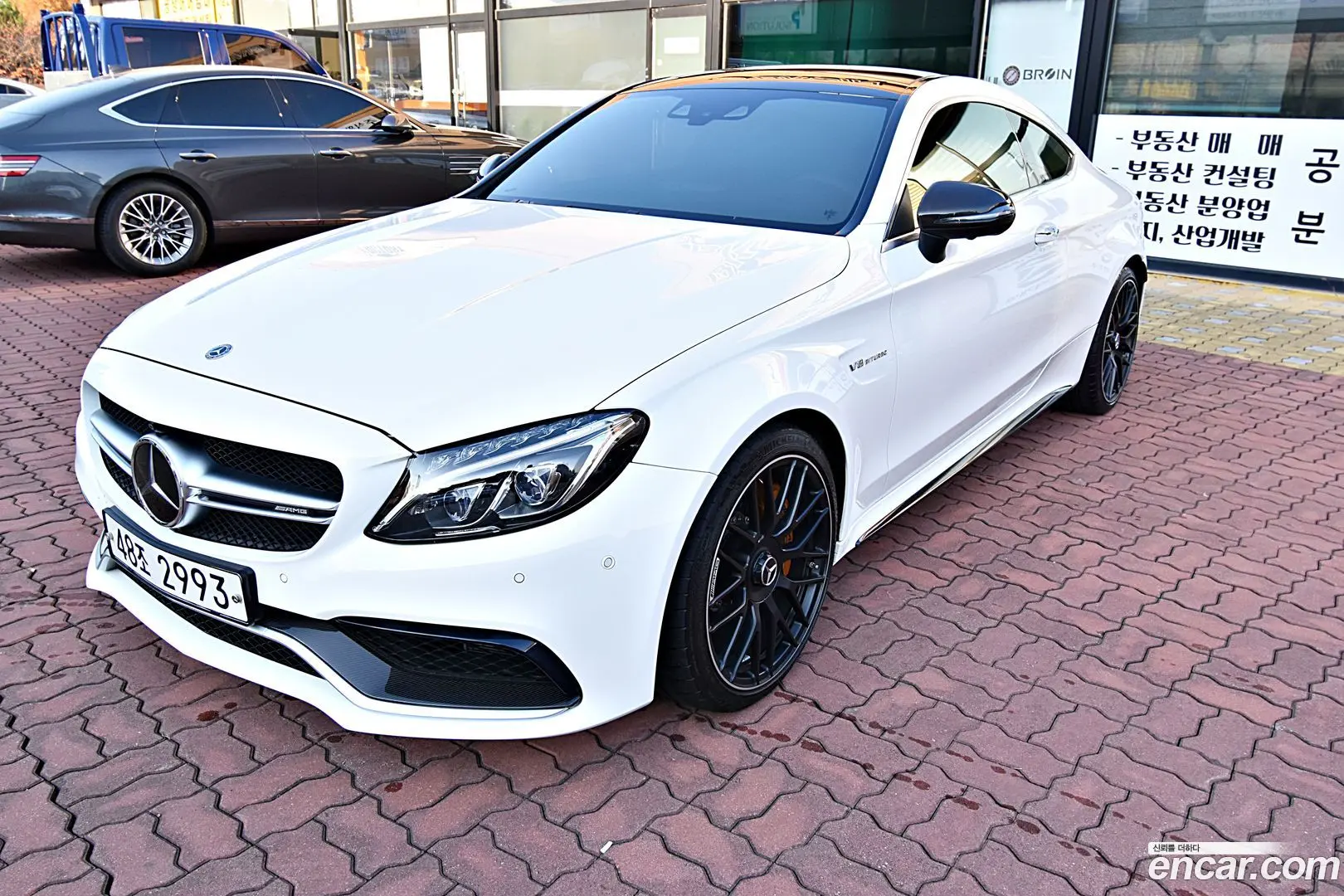 Main__Slider__Photo:C-Class Mercedes-Benz 2018.5-0