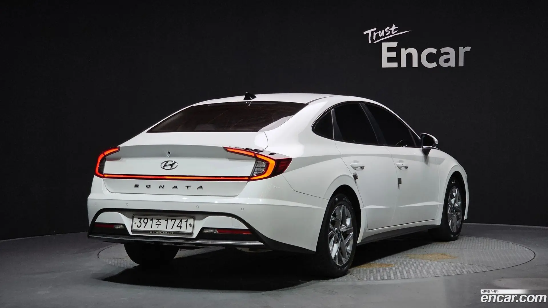 Main__Slider__Photo:Sonata Hyundai 2019.9-1