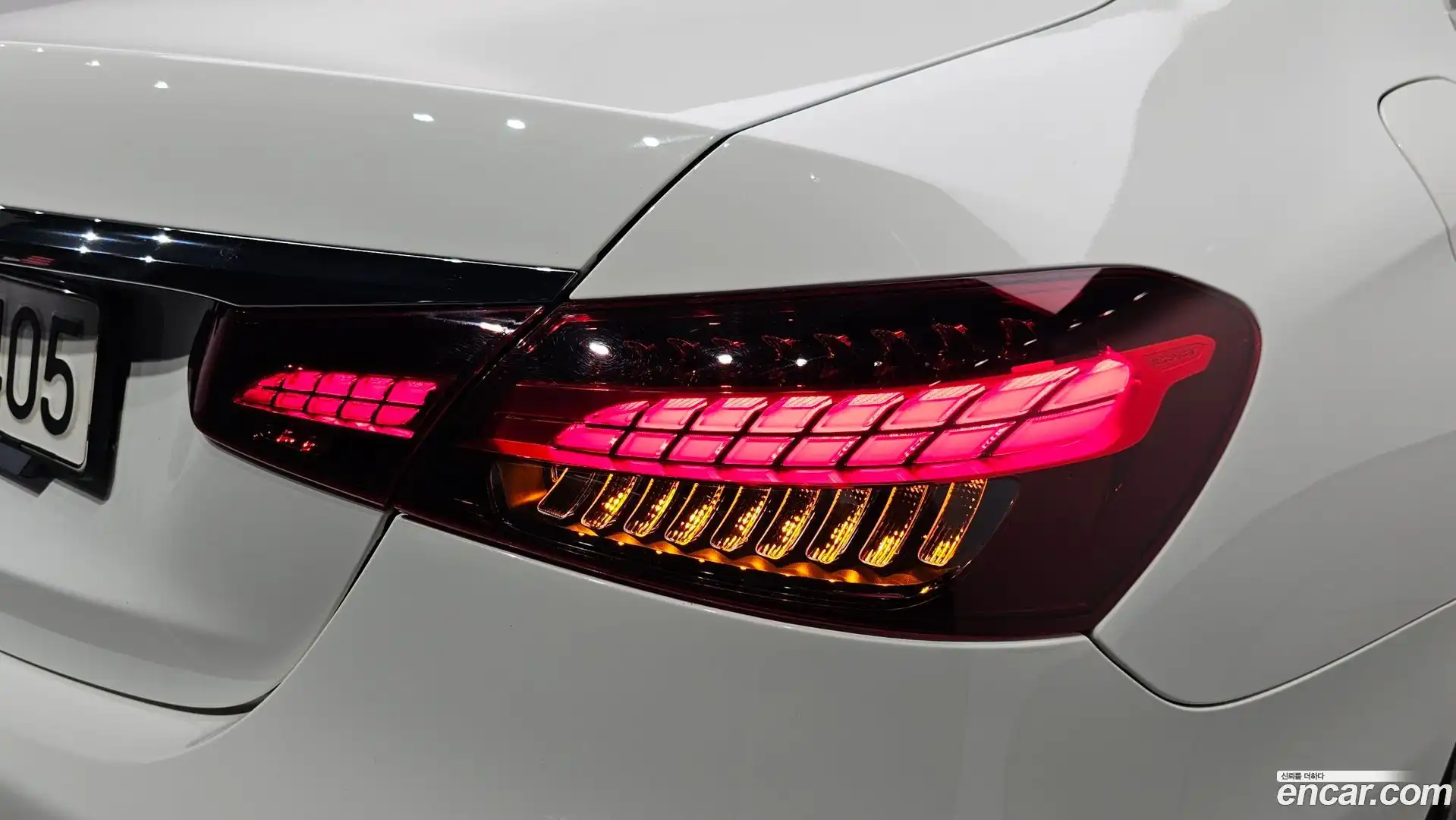 E-Class Mercedes-Benz 2020.11-OUTER-033