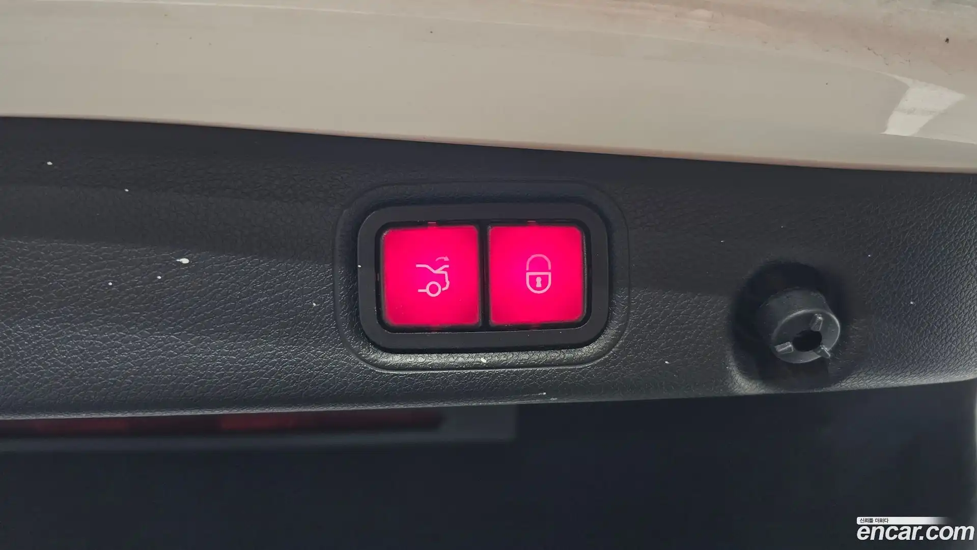 E-Class Mercedes-Benz 2020.11-OPTION-045