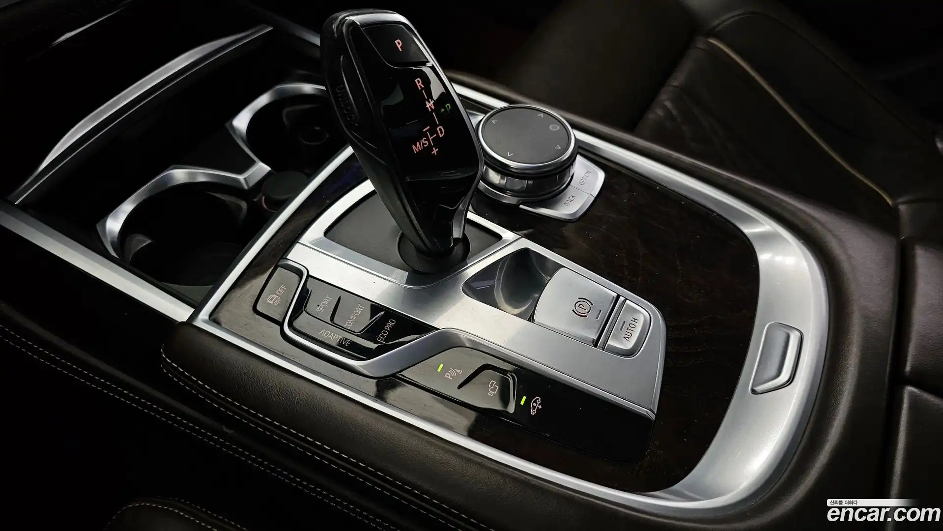 7-Series BMW 2016.11-INNER-009