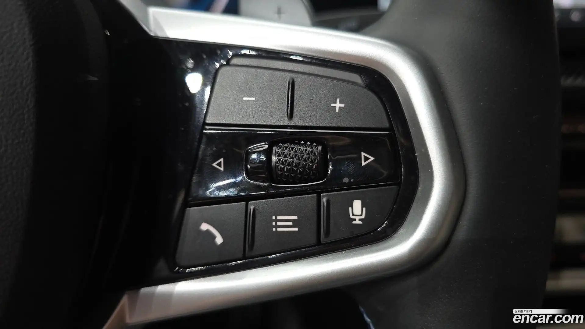 3-Series BMW 2025.2-OPTION-045