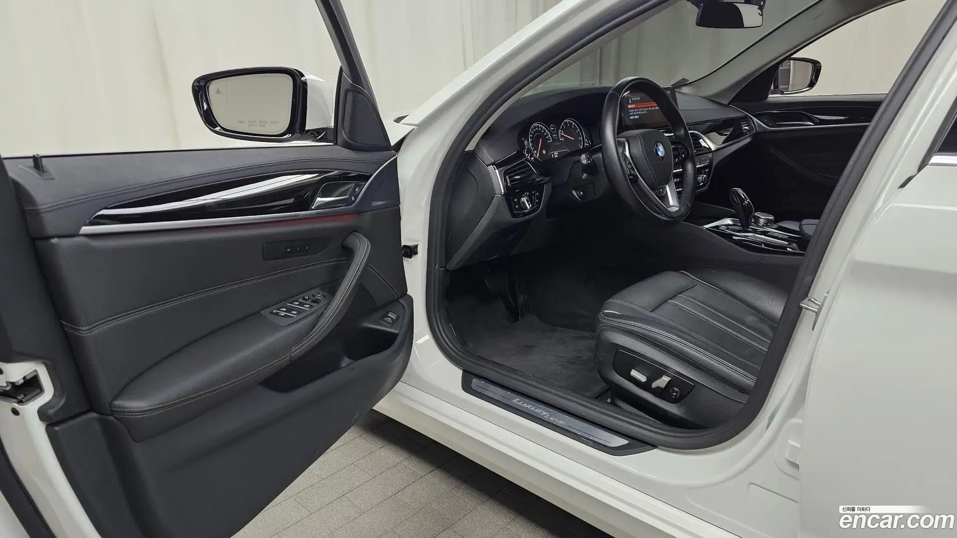 5-Series BMW 2018.11-INNER-010