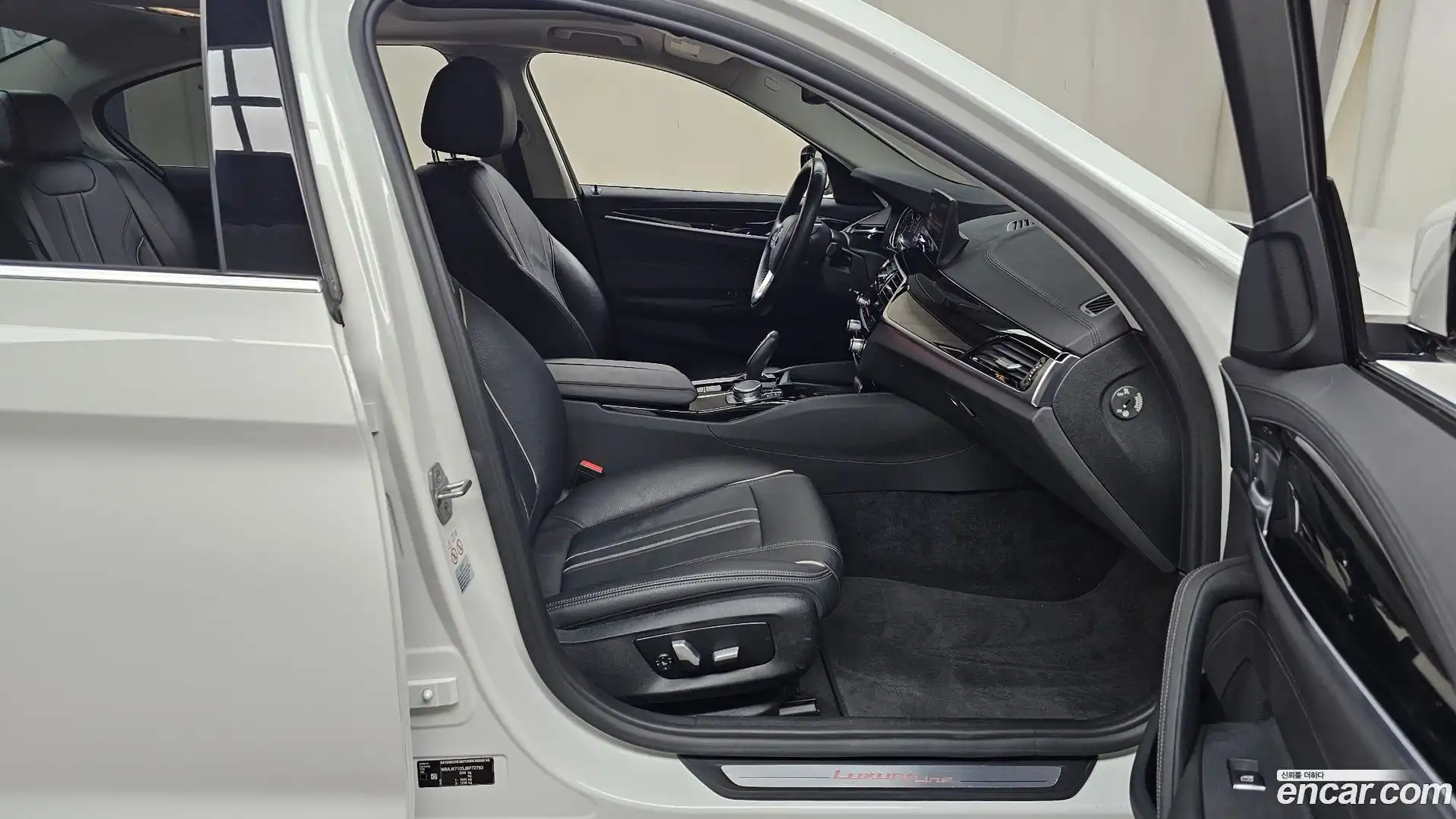5-Series BMW 2018.11-INNER-036