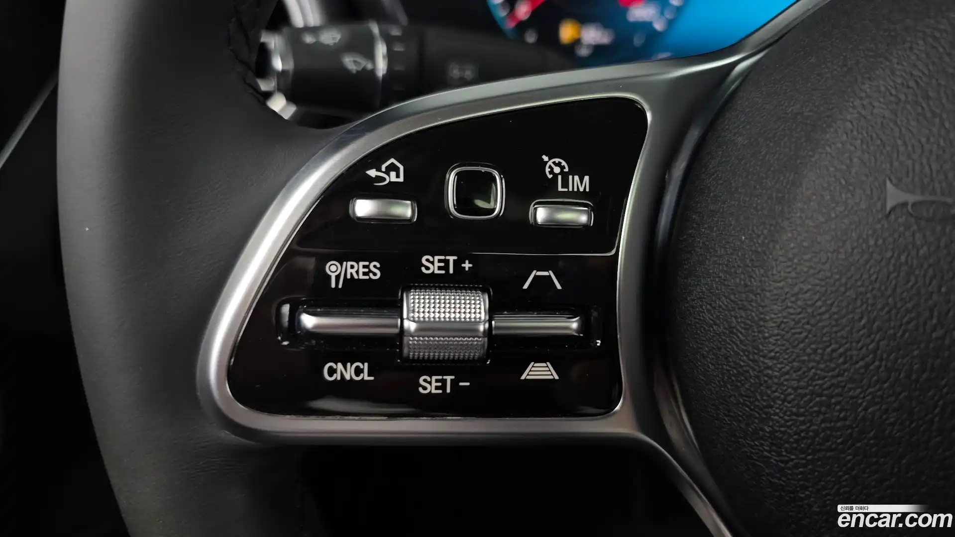 C-Class Mercedes-Benz 2021.5-INNER-036
