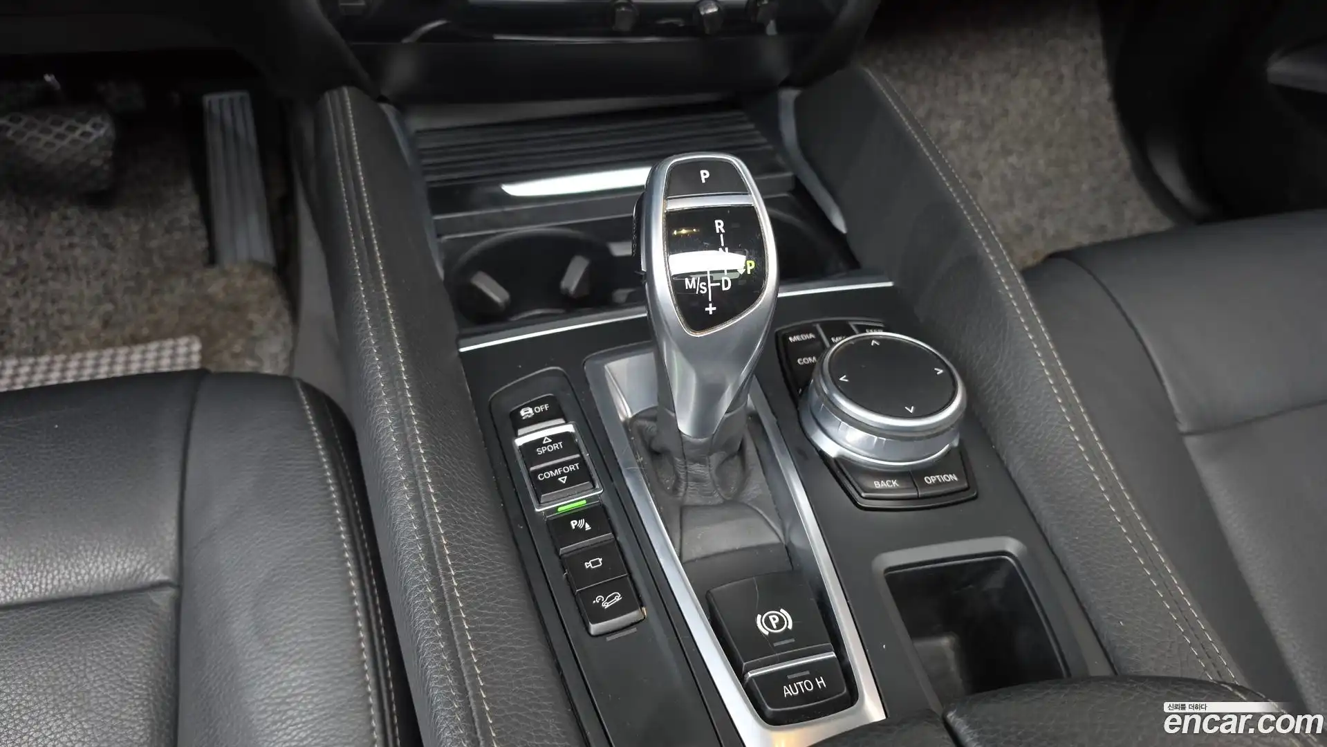 X6 BMW 2018.1-INNER-009