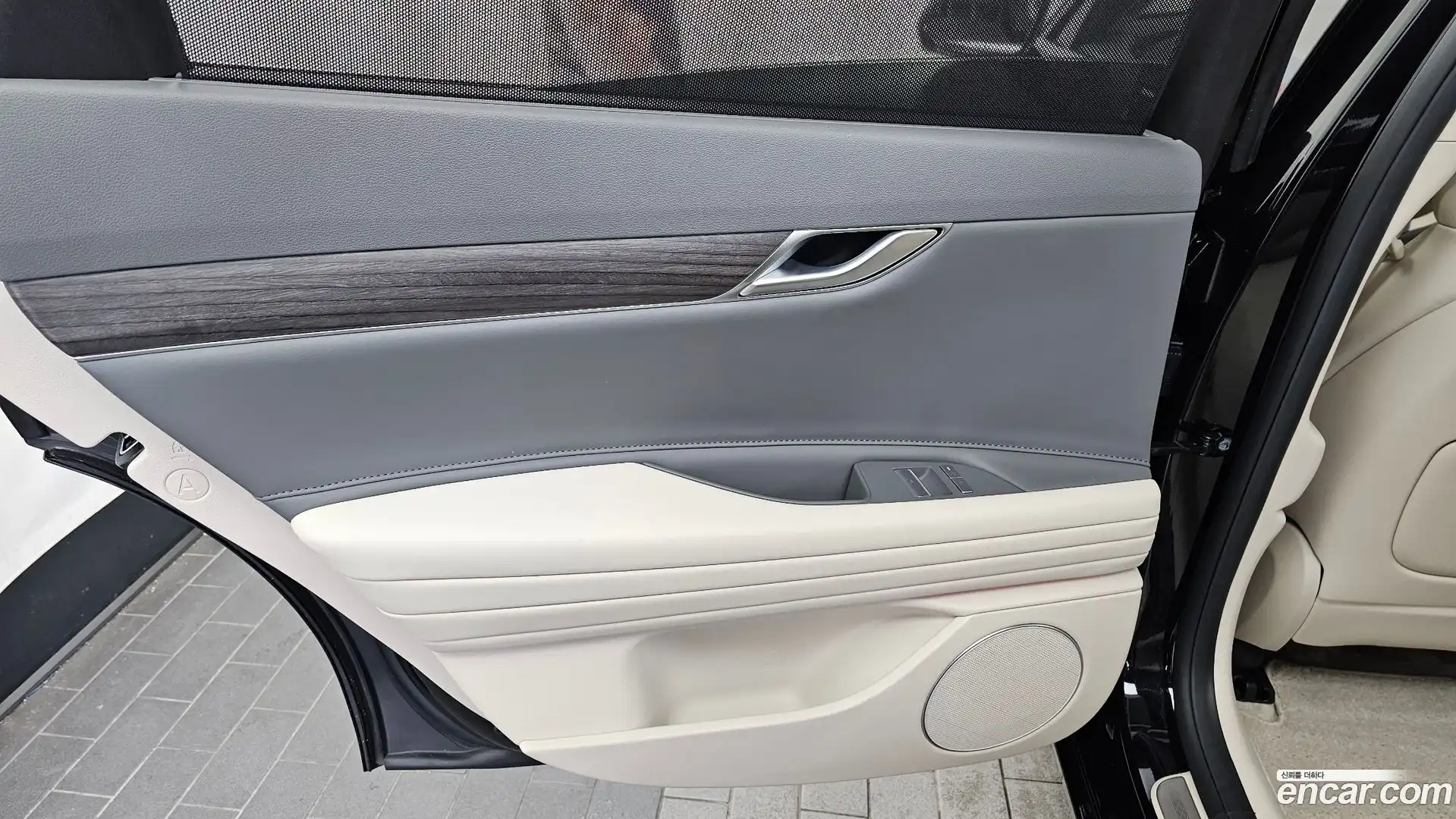 G80 Genesis 2024.6-INNER-035
