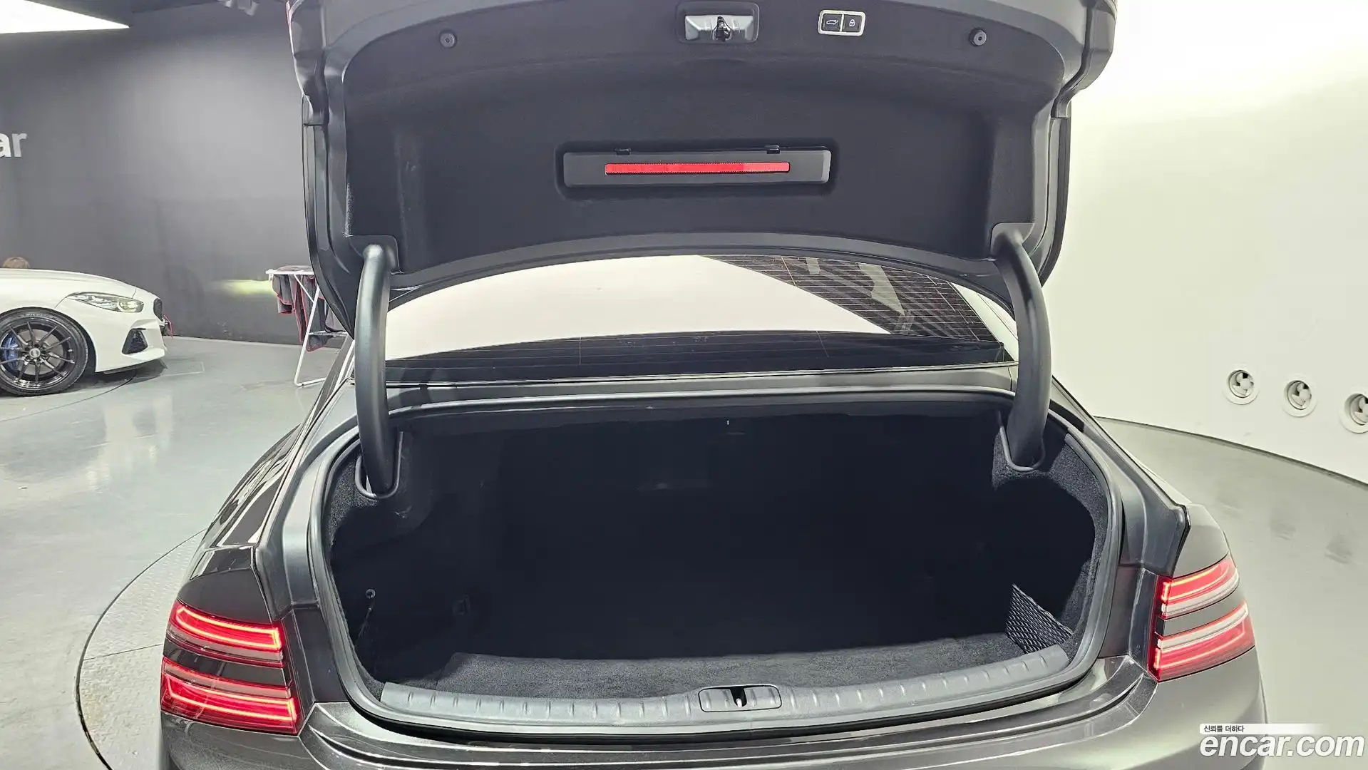 G80 Genesis 2022.4-OPTION-024