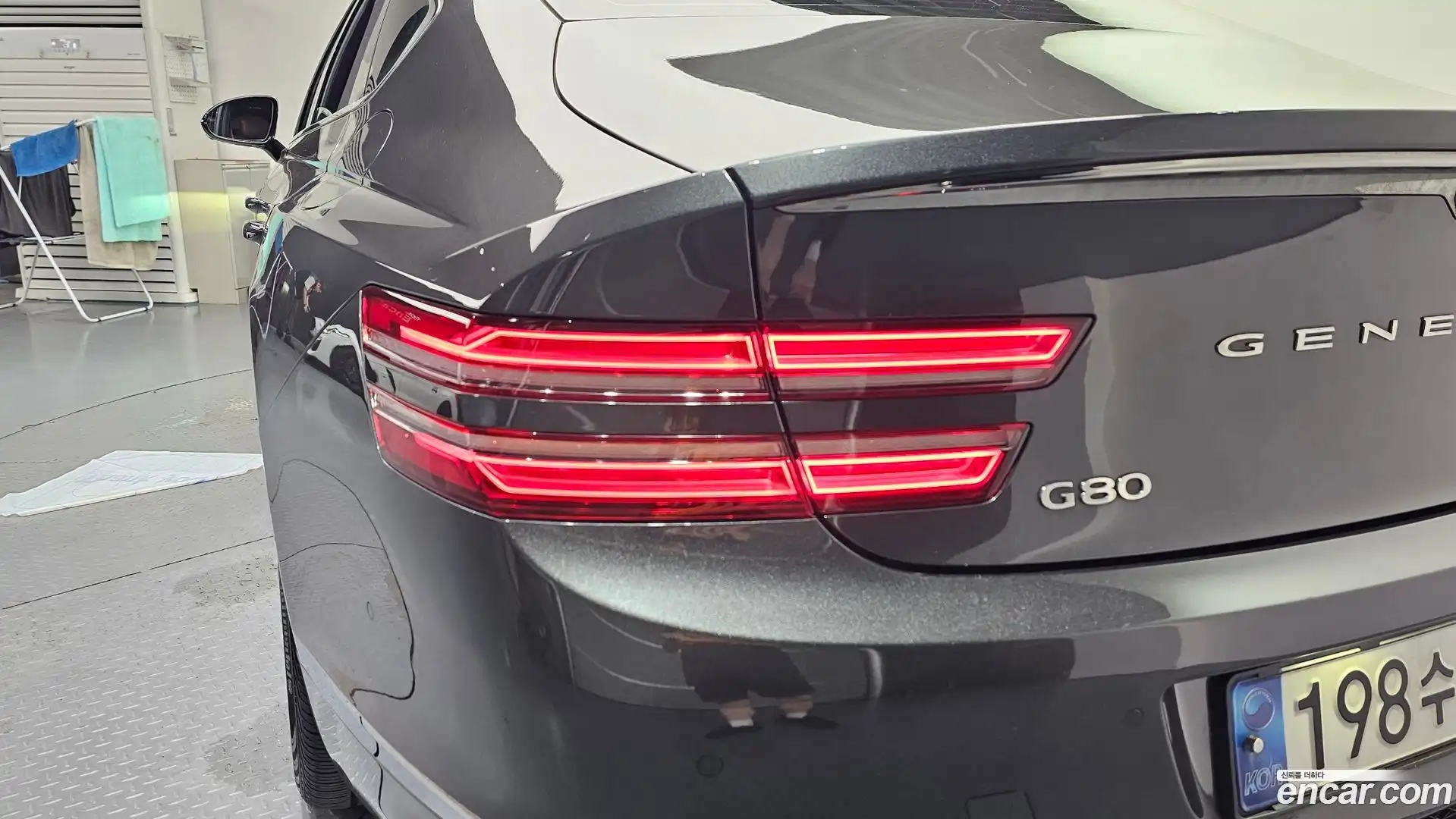 G80 Genesis 2022.4-OUTER-033