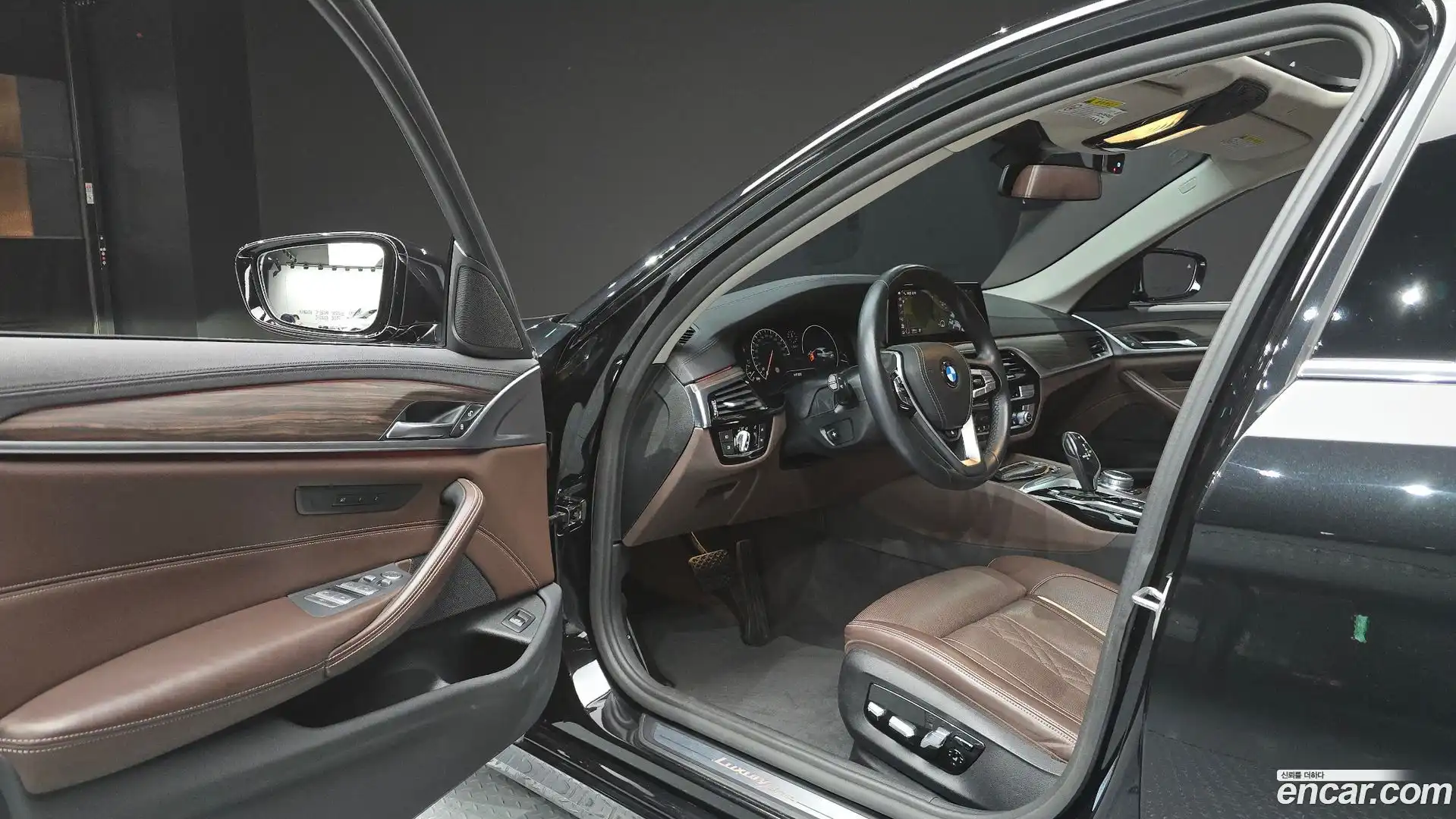 5-Series BMW 2019.8-INNER-010