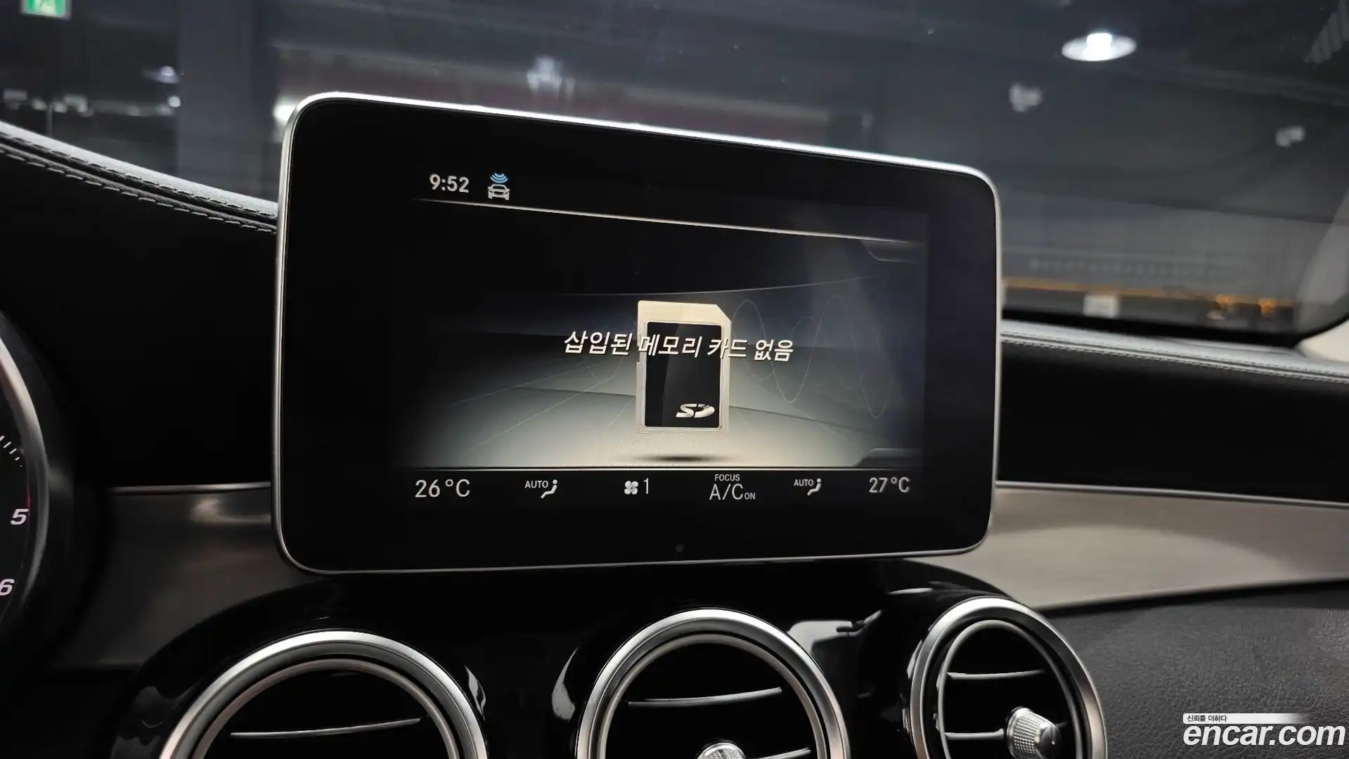 GLC-Class Mercedes-Benz 2018.6-OPTION-019