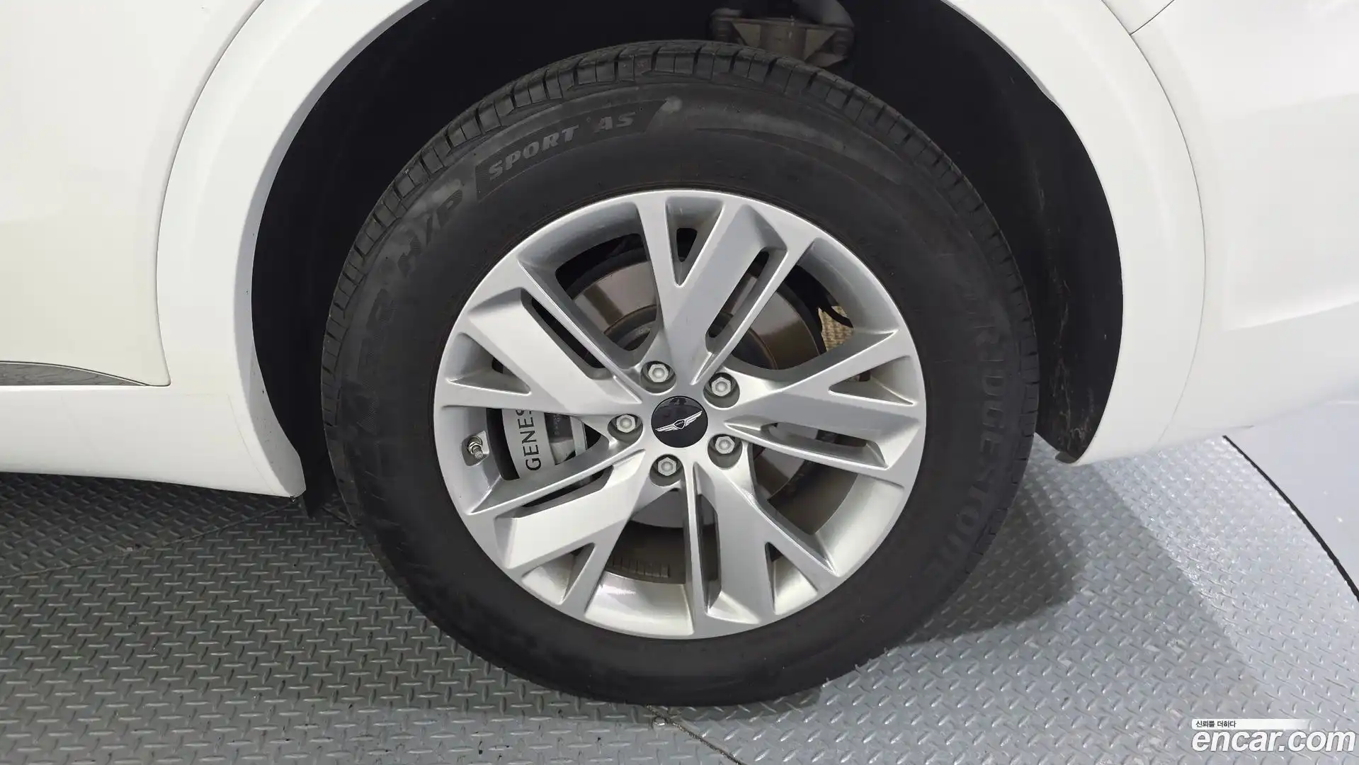 GV70 Genesis 2024.8-OUTER-031