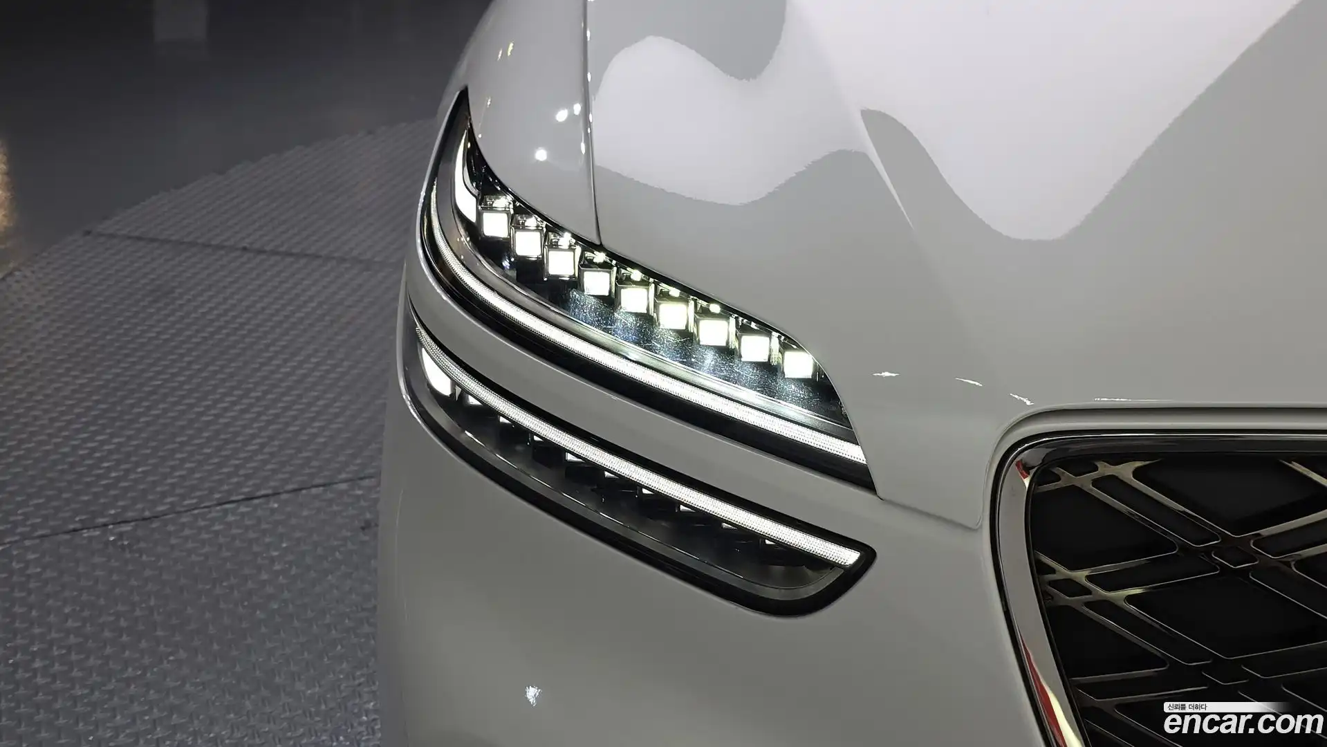 GV70 Genesis 2024.8-OUTER-032