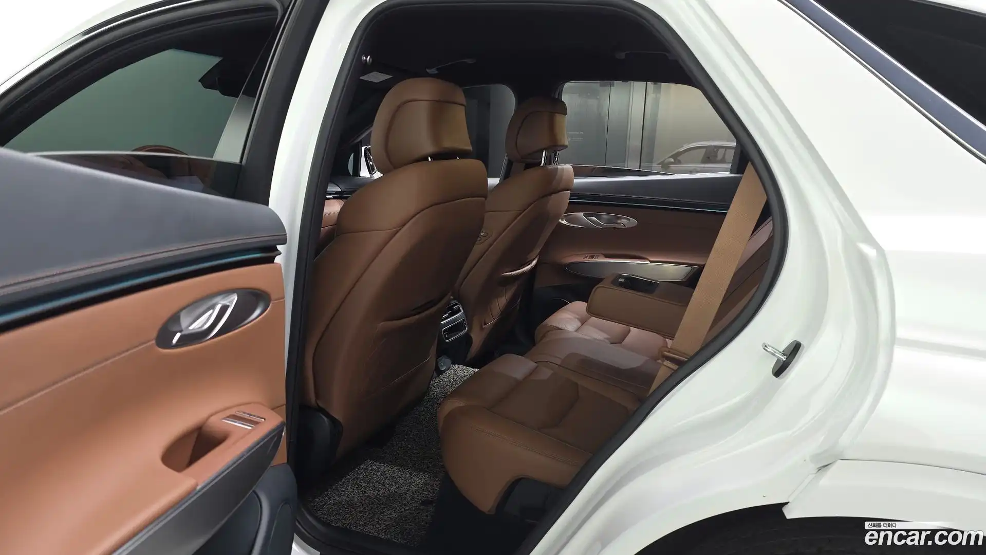 GV70 Genesis 2024.8-INNER-036