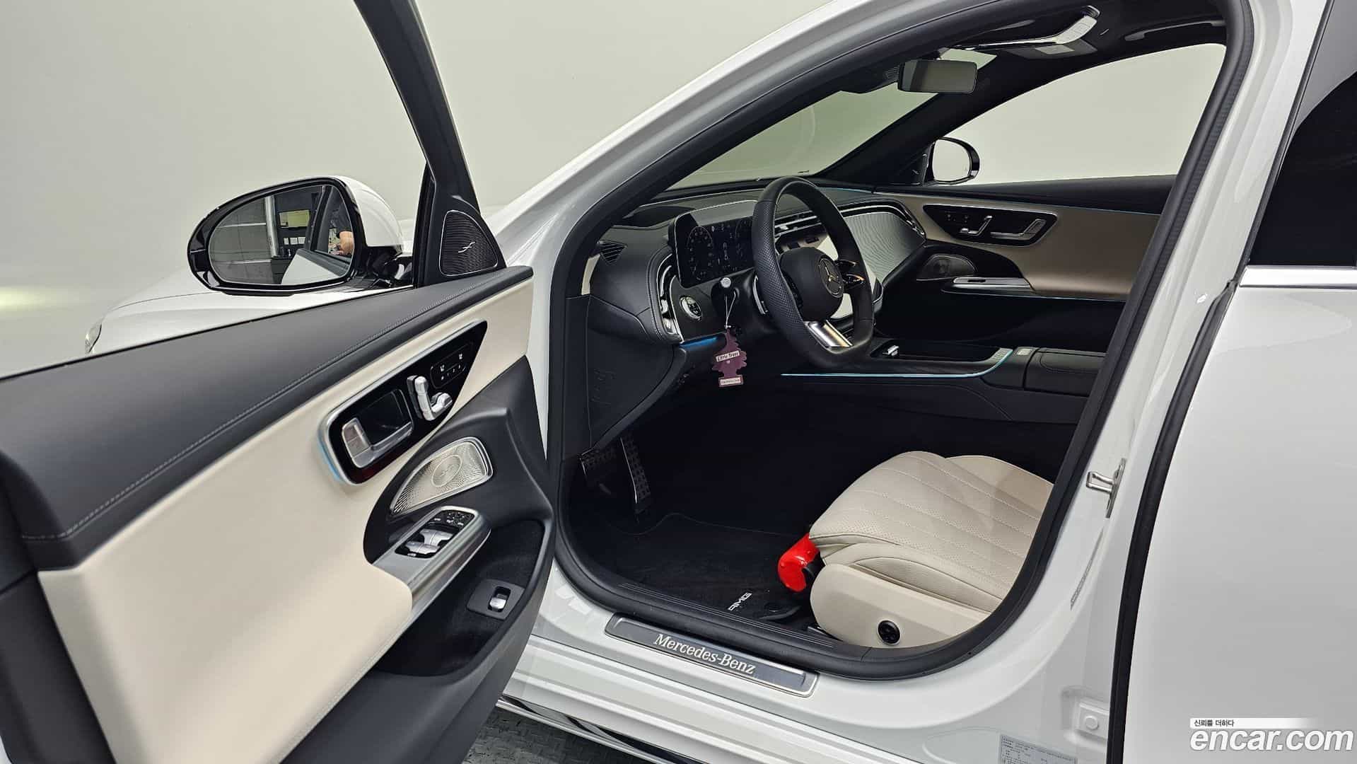 E-Class Mercedes-Benz 2026.0-INNER-010