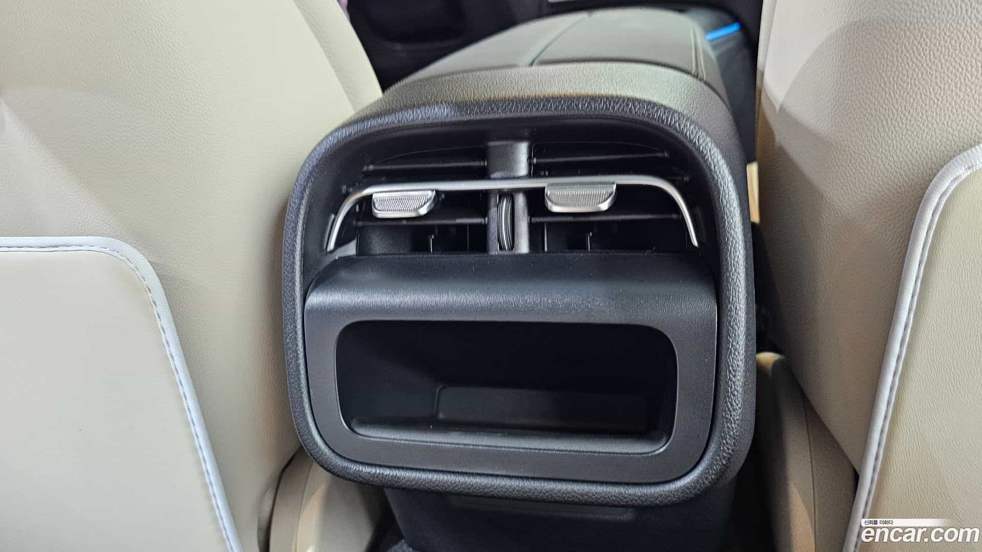 E-Class Mercedes-Benz 2026.0-OPTION-044
