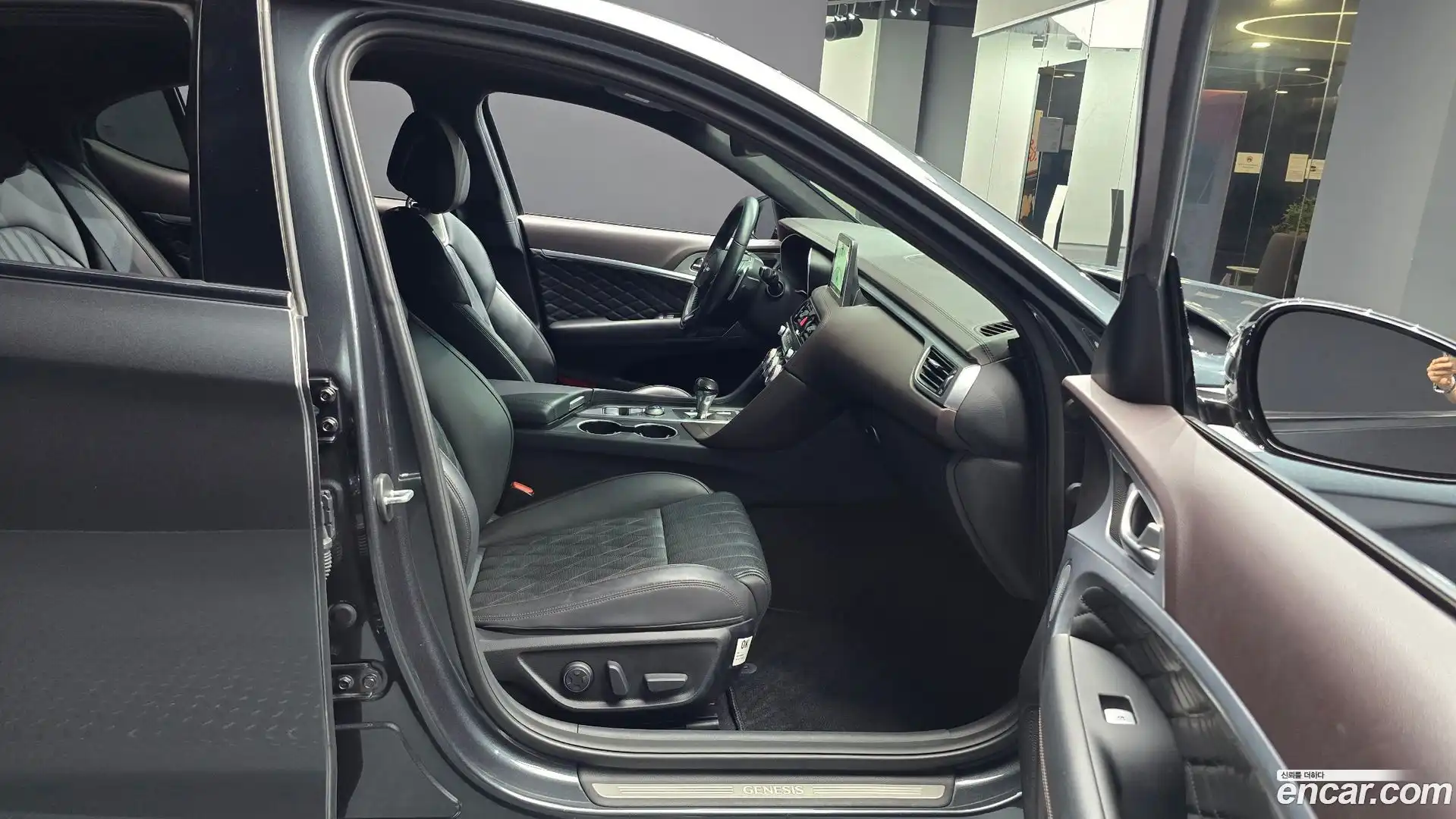 G70 Genesis 2018.7-OPTION-015