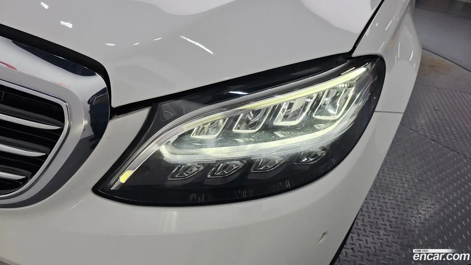 C-Class Mercedes-Benz 2019.5-OUTER-032