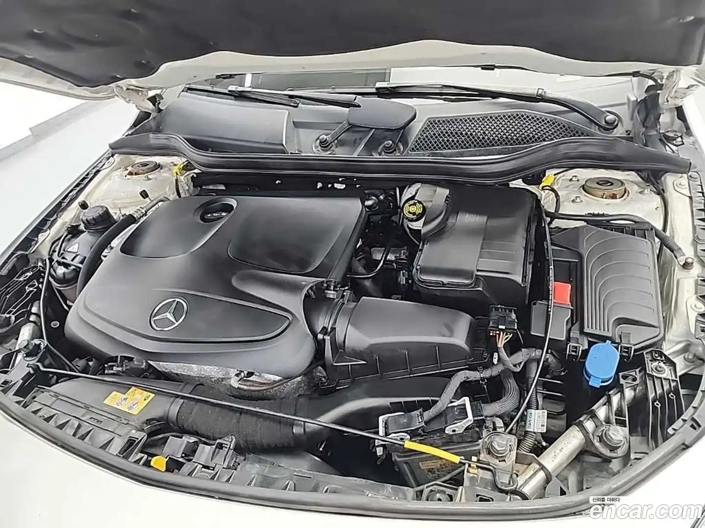 CLA-Class Mercedes-Benz 2017.1-OUTER-005
