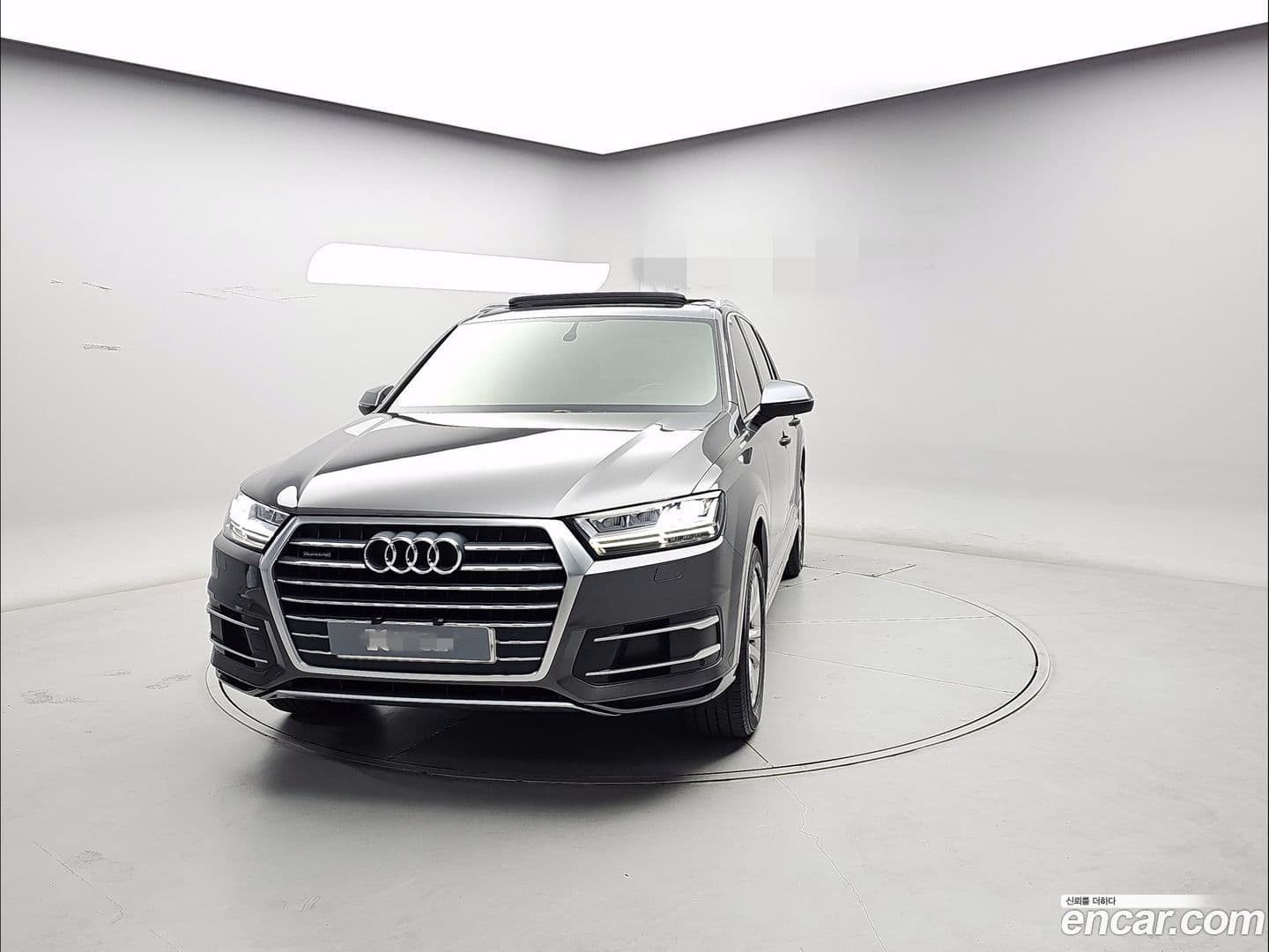 Main__Slider__Photo:Q7 Audi 2019.10-0