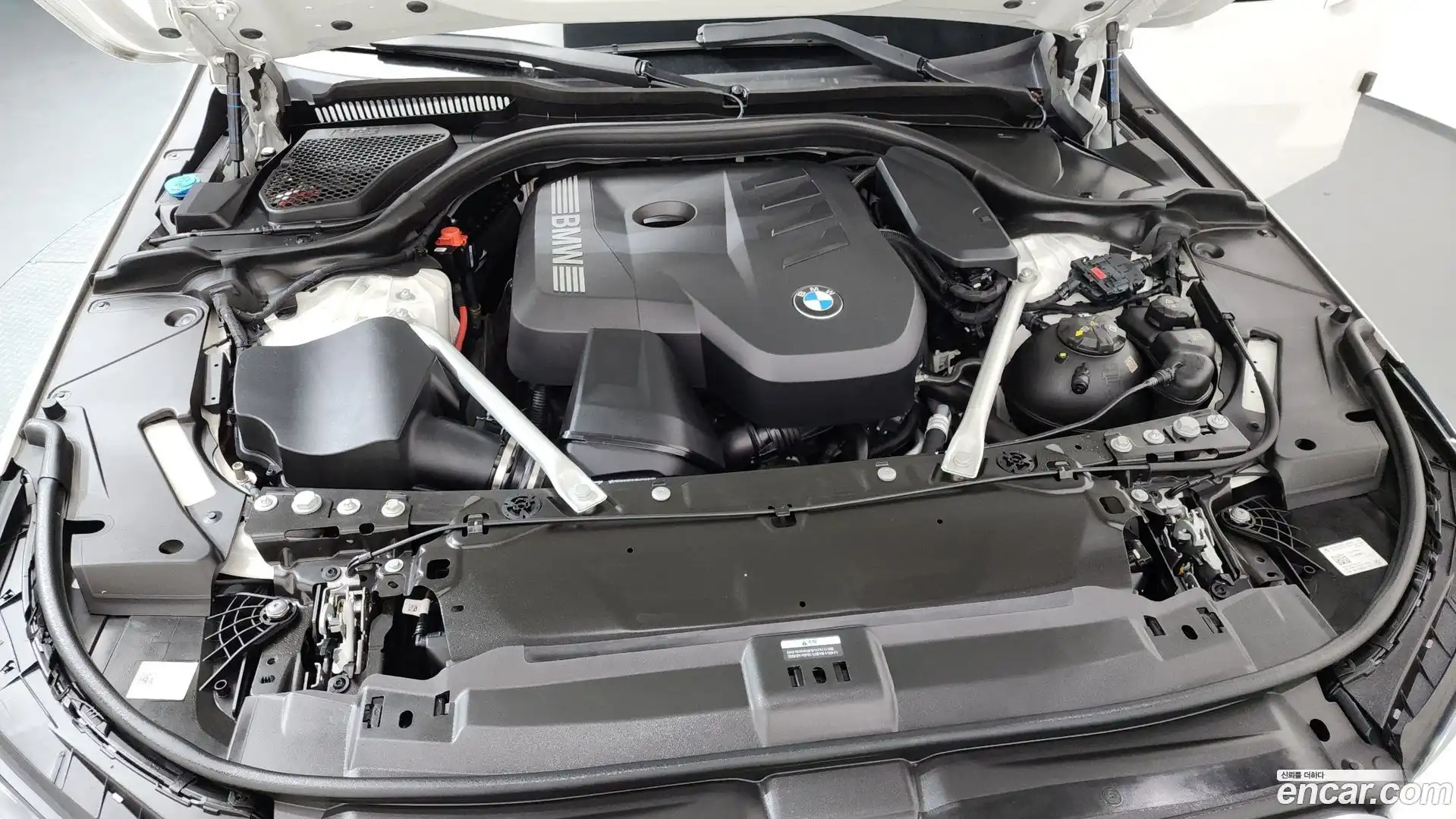 5-Series BMW 2023.11-OUTER-006