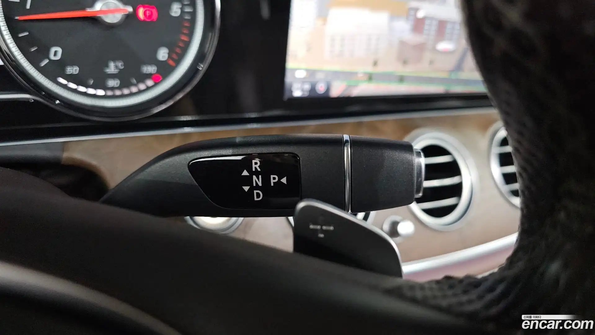 E-Class Mercedes-Benz 2017.3-INNER-009