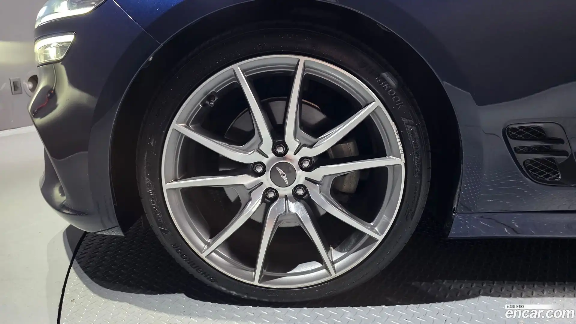 G70 Genesis 2020.11-OUTER-005