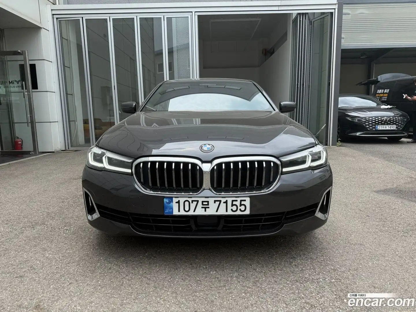 5-Series BMW 2022.5-OUTER-003