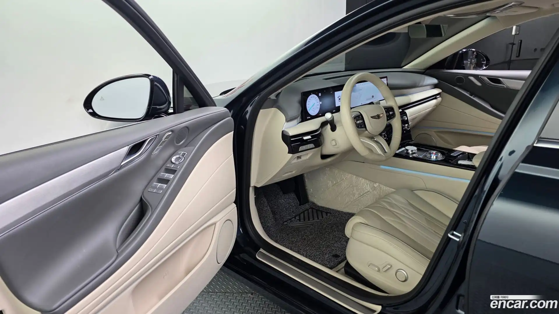 G80 Genesis 2024.0-INNER-010