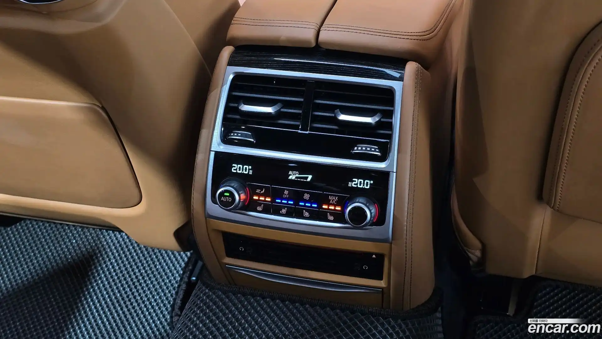 7-Series BMW 2017.7-OPTION-042