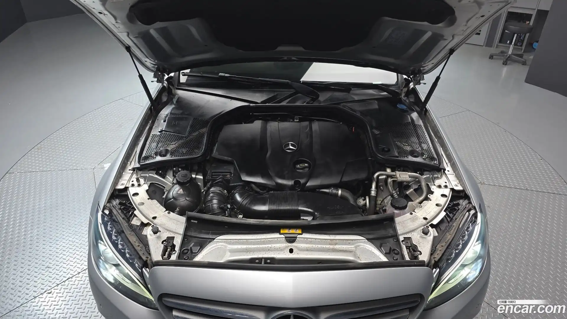 C-Class Mercedes-Benz 2016.3-OUTER-006
