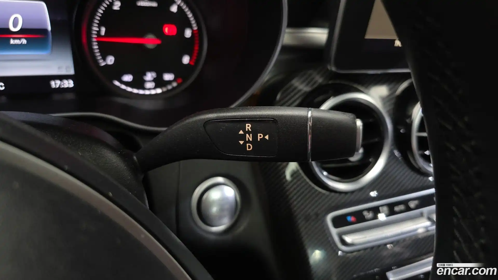 C-Class Mercedes-Benz 2016.3-INNER-009