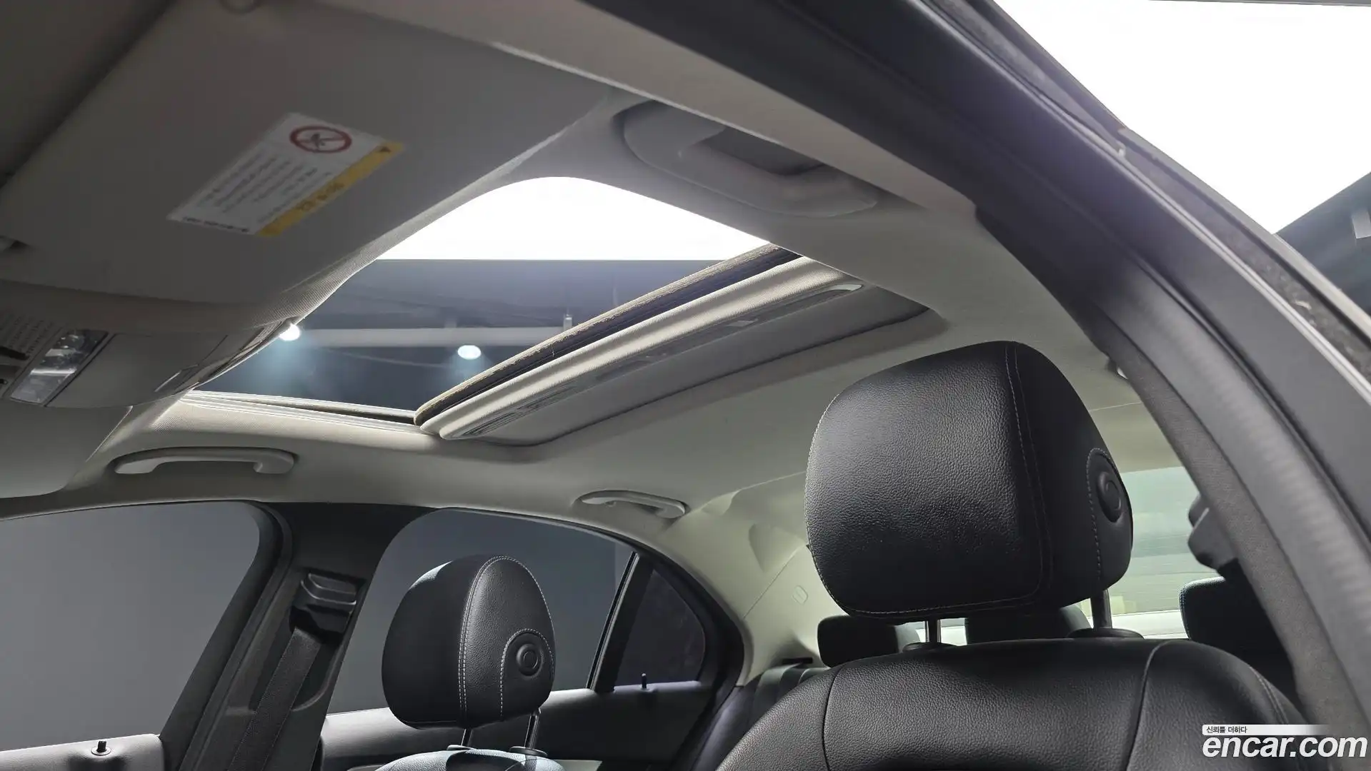 C-Class Mercedes-Benz 2016.3-OPTION-019